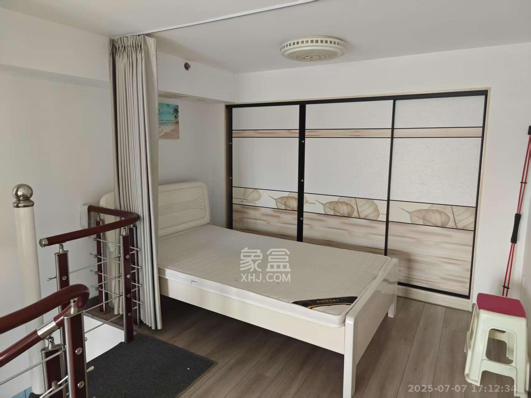 东盈商业广场（华泉城市广场）  1室1厅1卫   2280.00元/月室内图
