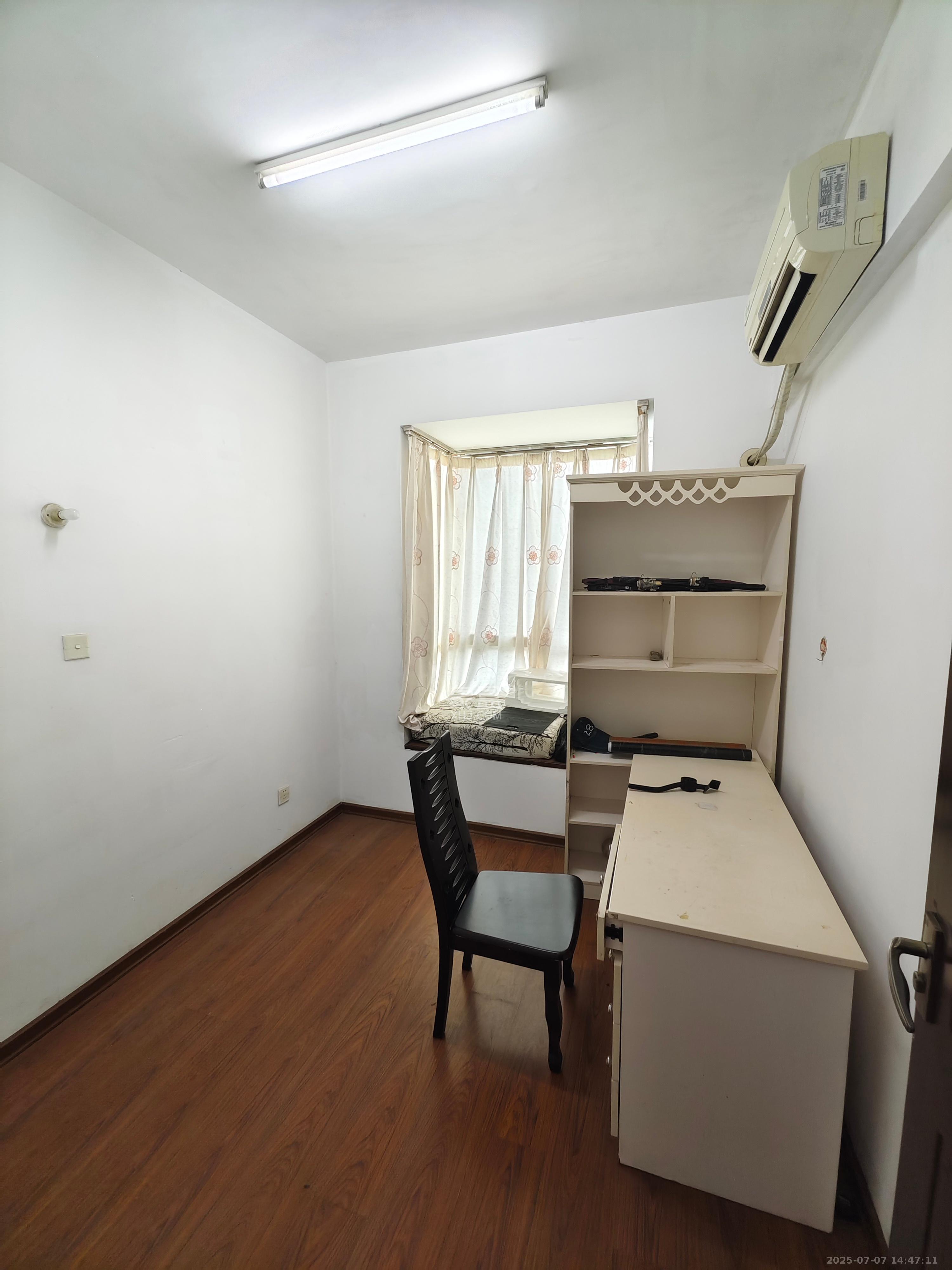 名都花园  3室2厅2卫    2400.0元/月 名都花园  3室2厅2卫    2400.0元/月室内图