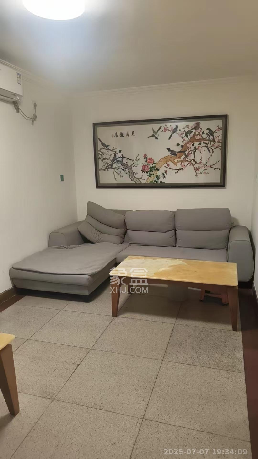 桐荫里社区  1室0厅0卫   1900.00元/月