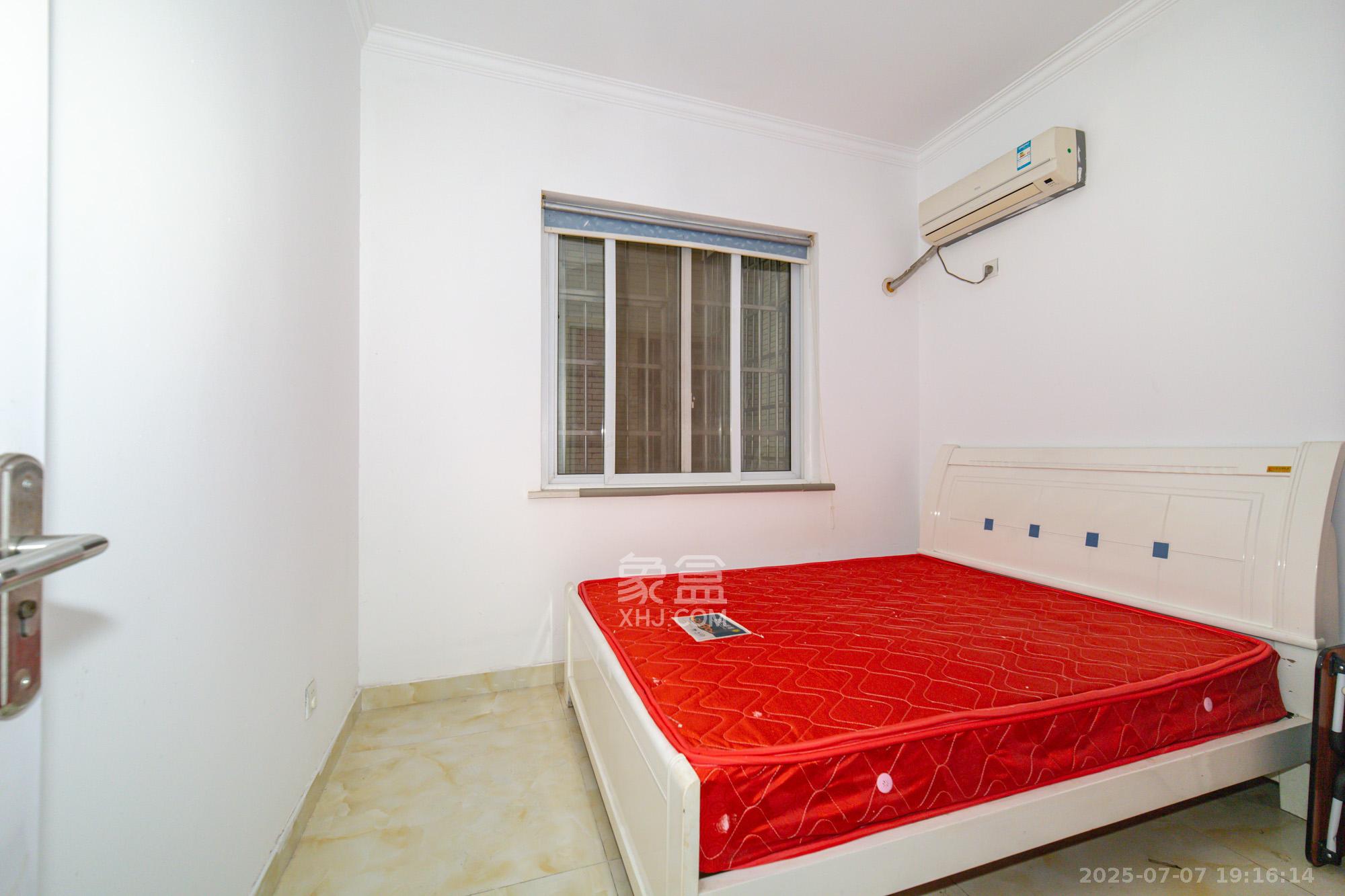 楚天世纪城东苑  3室2厅1卫    49.8万 楚天世纪城东苑  3室2厅1卫    49.8万卧室