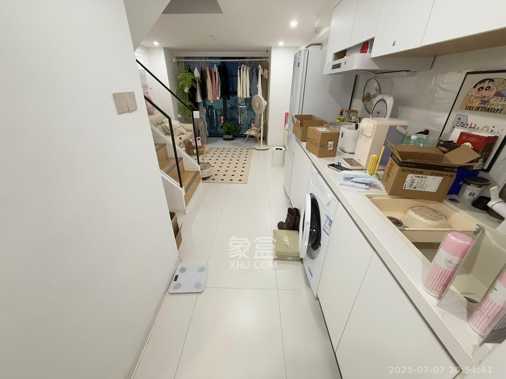 华润置地中心 2室1厅1卫 4200.0元/月 华润置地中心 2室1厅1卫 4200.0元/月室内图