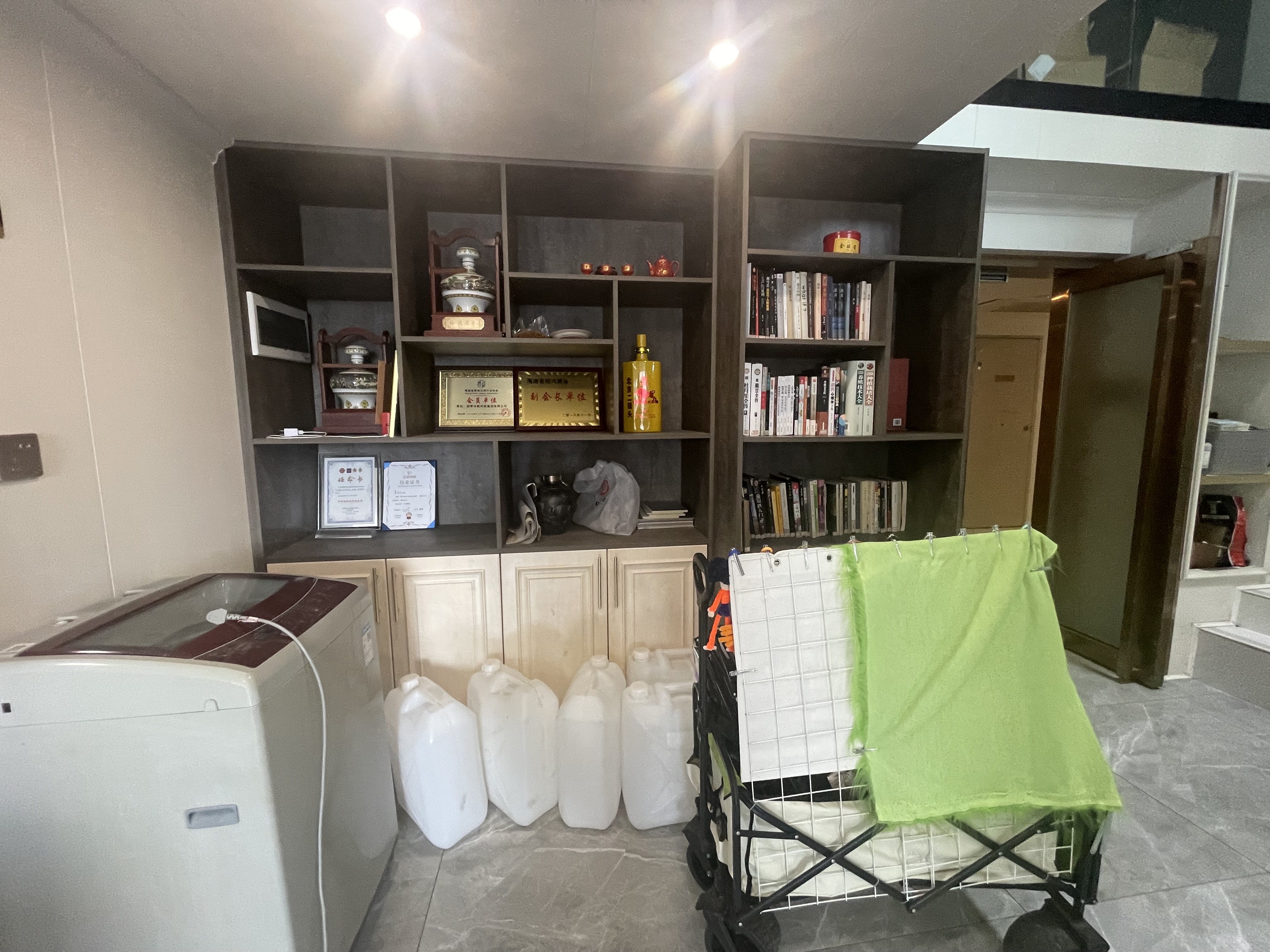 万达广场骏豪仕家(万达公馆)  2室1厅1卫    6000.0元/月 万达广场骏豪仕家(万达公馆)  2室1厅1卫    6000.0元/月室内图