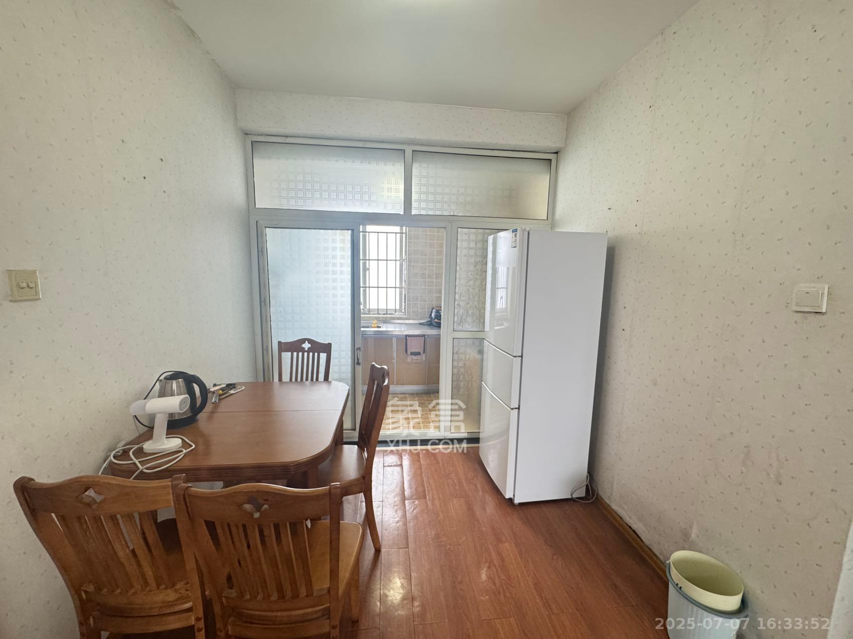 新芙蓉之都  2室2厅2卫   2300.00元/月室内图