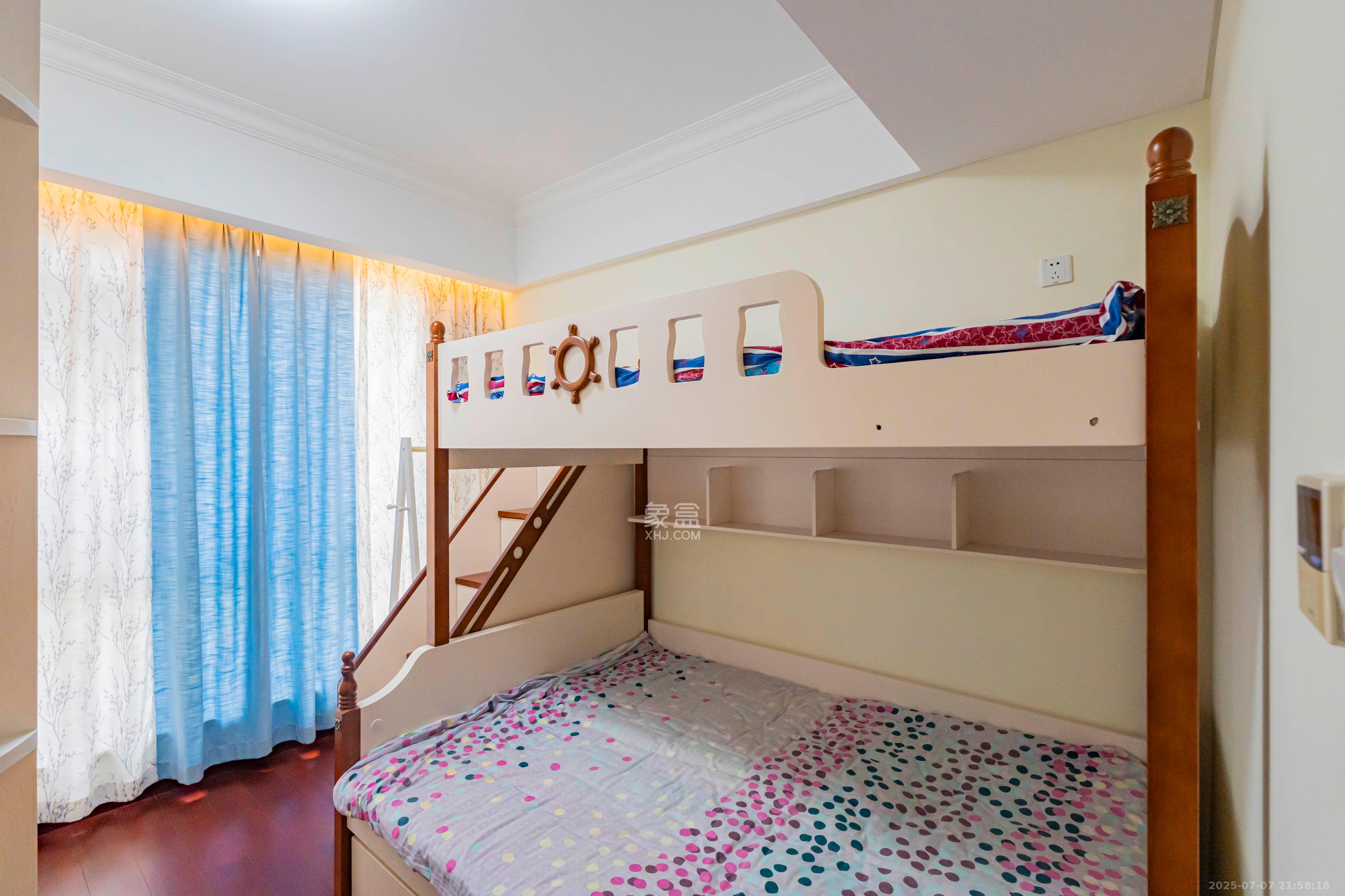 复地崑玉国际一期 3室2厅2卫 258.0万 复地崑玉国际一期 3室2厅2卫 258.0万卧室