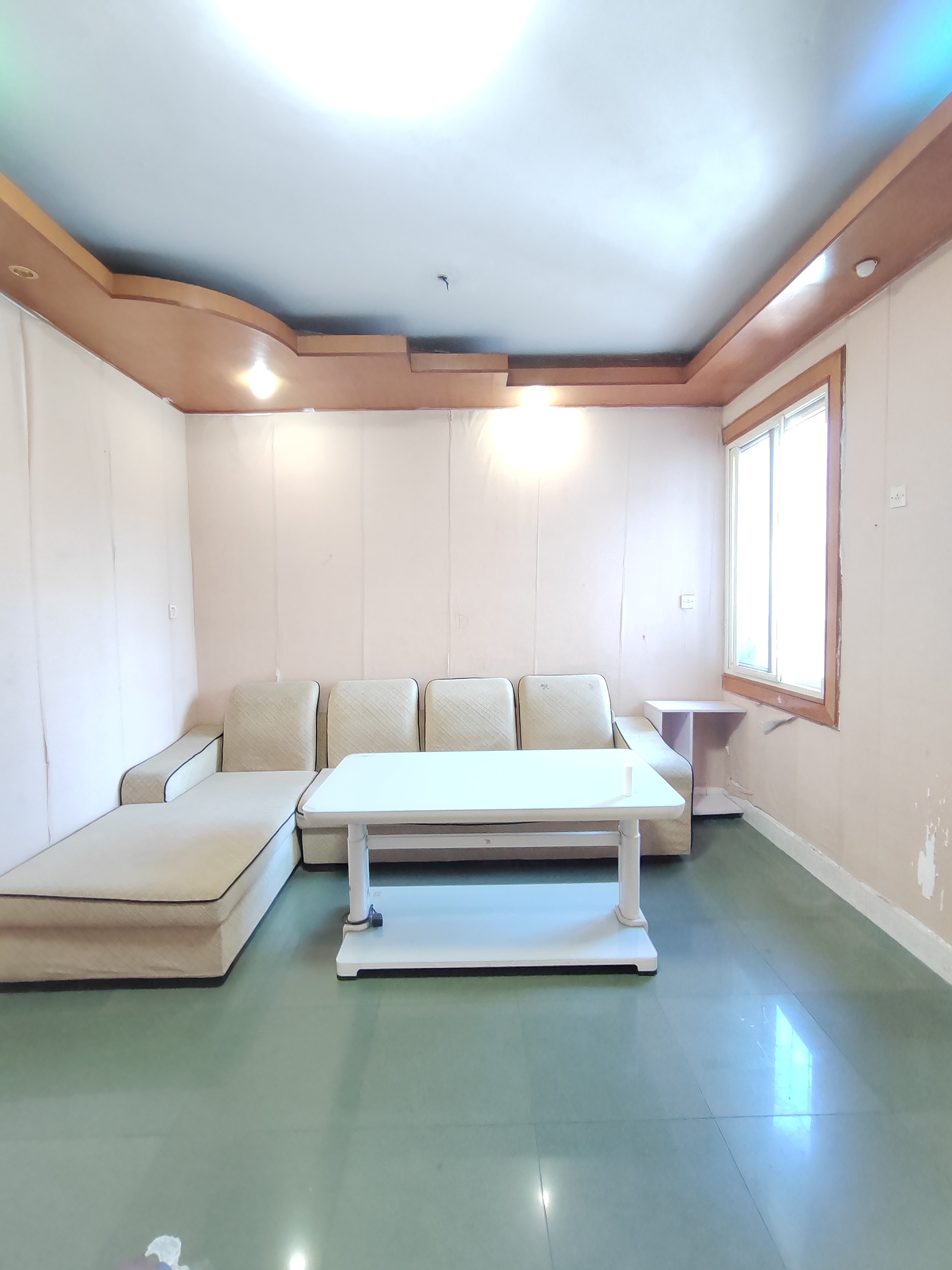 自来水公司家属楼(春檀路) 1室0厅0卫 900.0元/月 自来水公司家属楼(春檀路) 1室0厅0卫 900.0元/月室内图