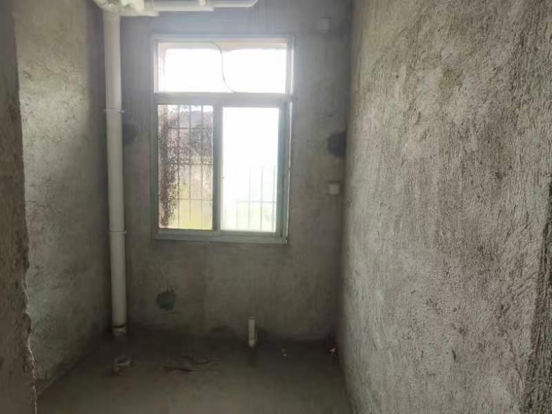 娄星区散盘 4室2厅3卫 79.8万 娄星区散盘 4室2厅3卫 79.8万室内图