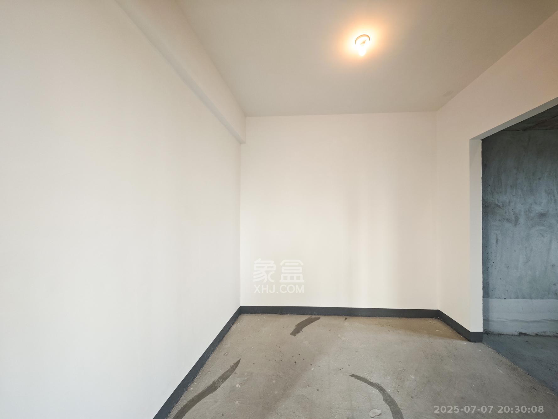 湘江壹号五期 5室2厅4卫 360.0万 湘江壹号五期 5室2厅4卫 360.0万其他