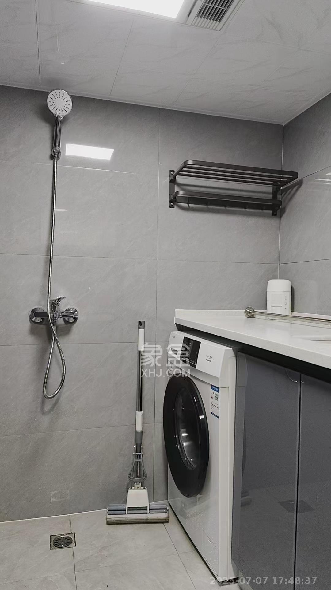 越秀悦湖台  2室1厅1卫   2600.00元/月室内图