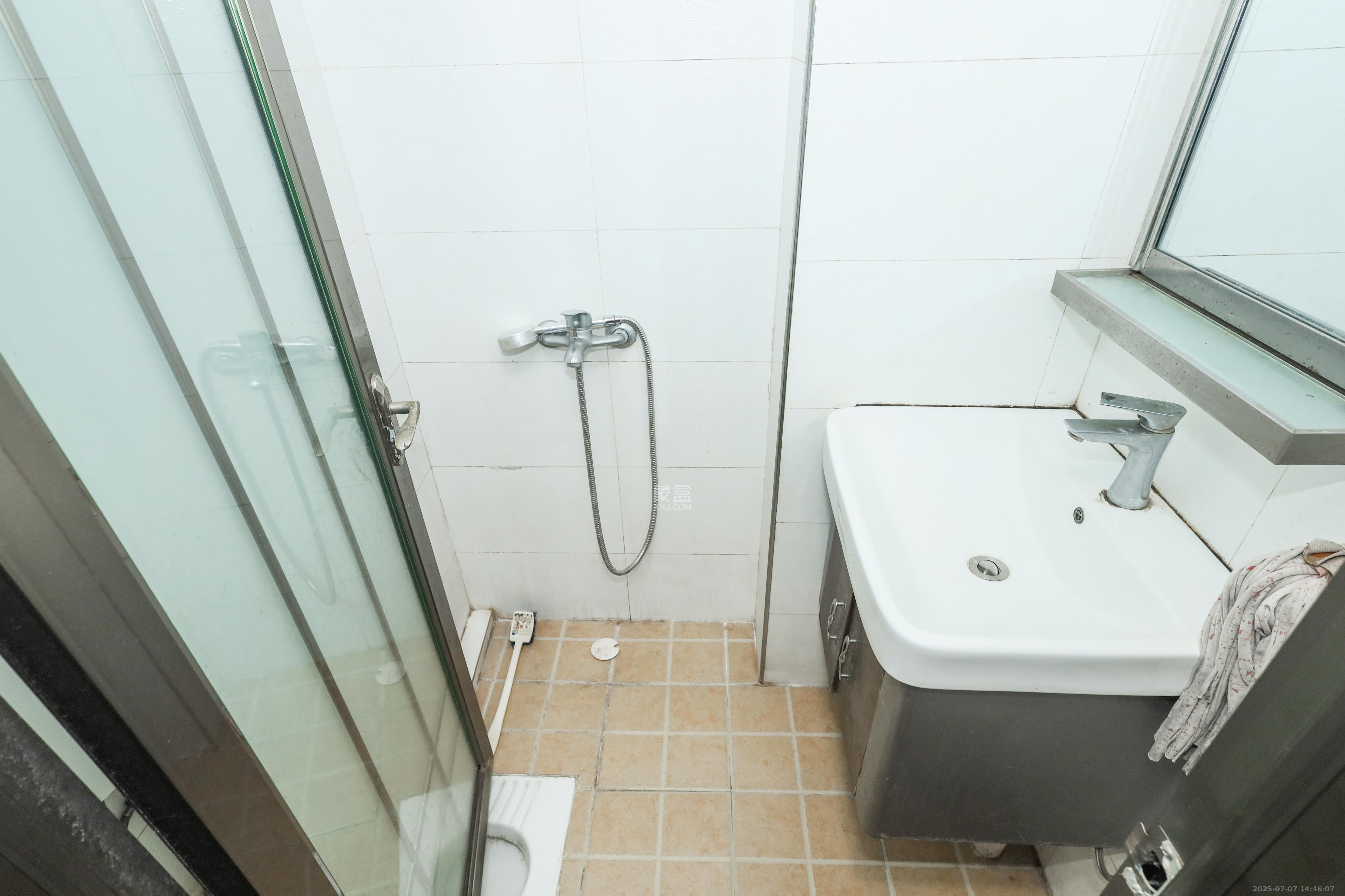 保利麓谷林语I区  1室1厅1卫   1100.00元/月室内图