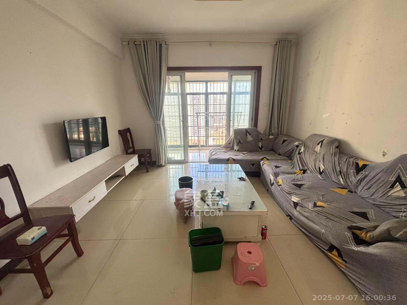 家兴苑  2室2厅1卫    2000.0元/月 家兴苑  2室2厅1卫    2000.0元/月室内图