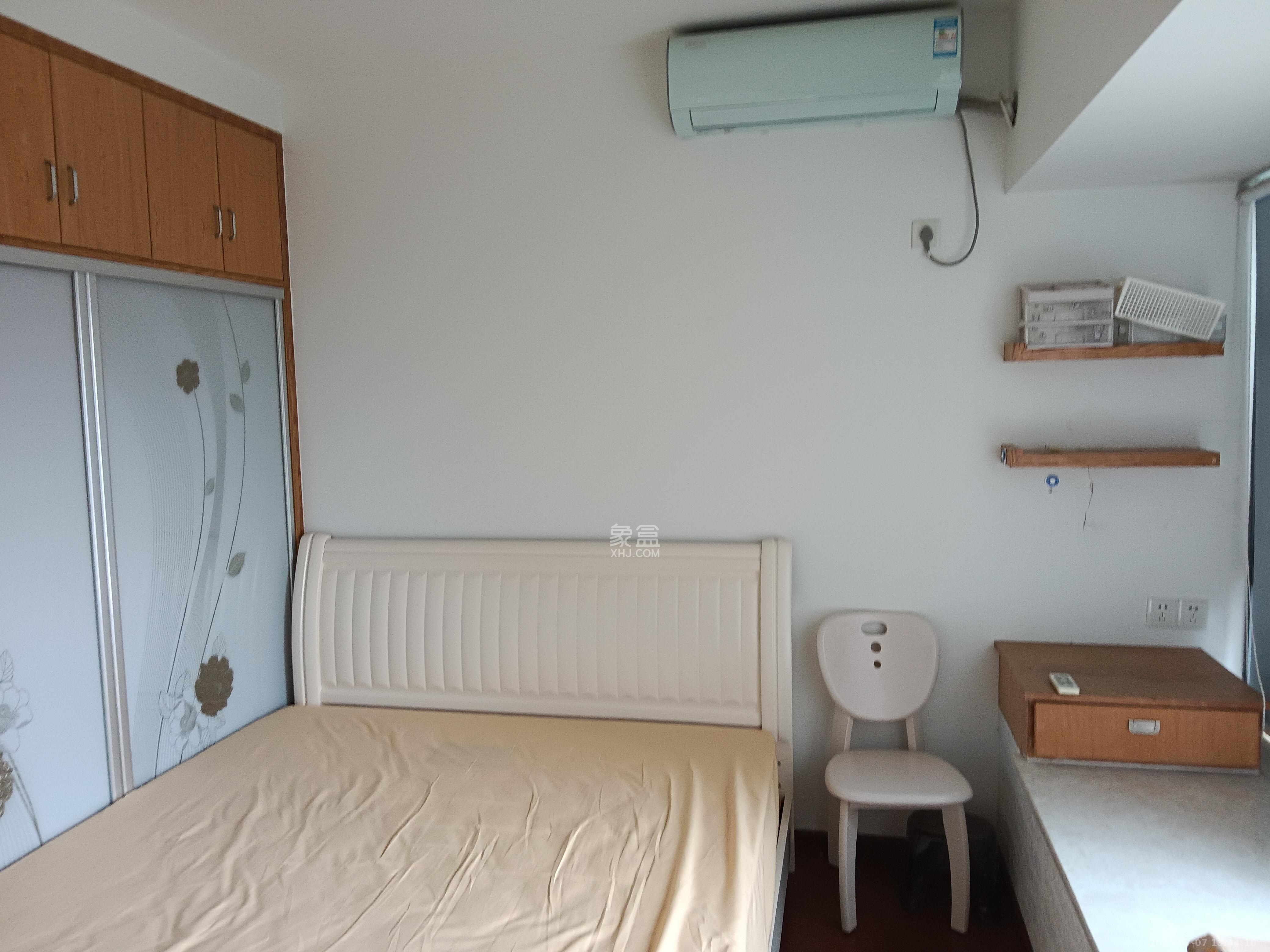 上峰苑(兰亭玥岛)  2室2厅1卫    2000.0元/月 上峰苑(兰亭玥岛)  2室2厅1卫    2000.0元/月室内图1