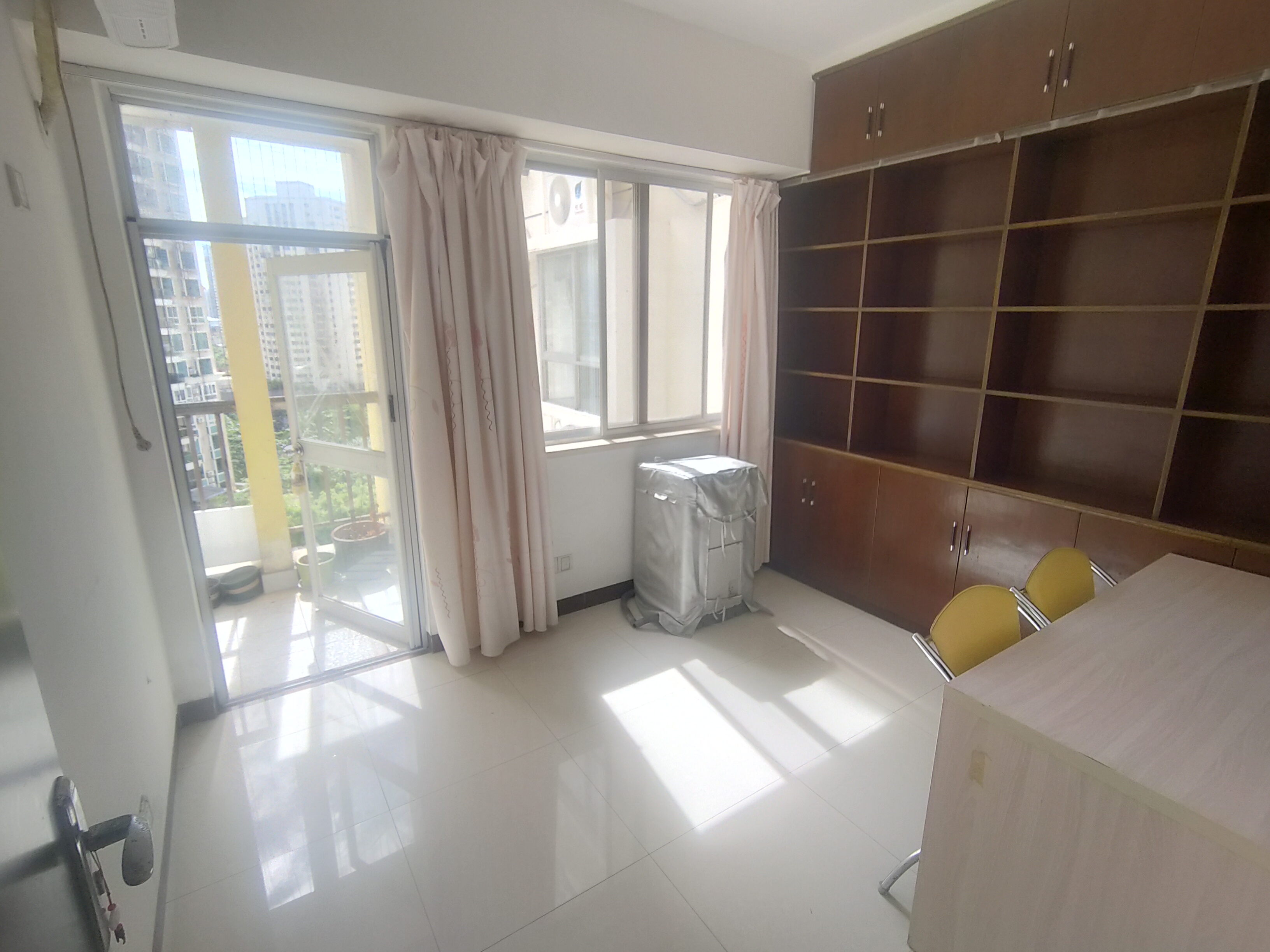 金山广场 3室2厅2卫 2800.0元/月 金山广场 3室2厅2卫 2800.0元/月室内图