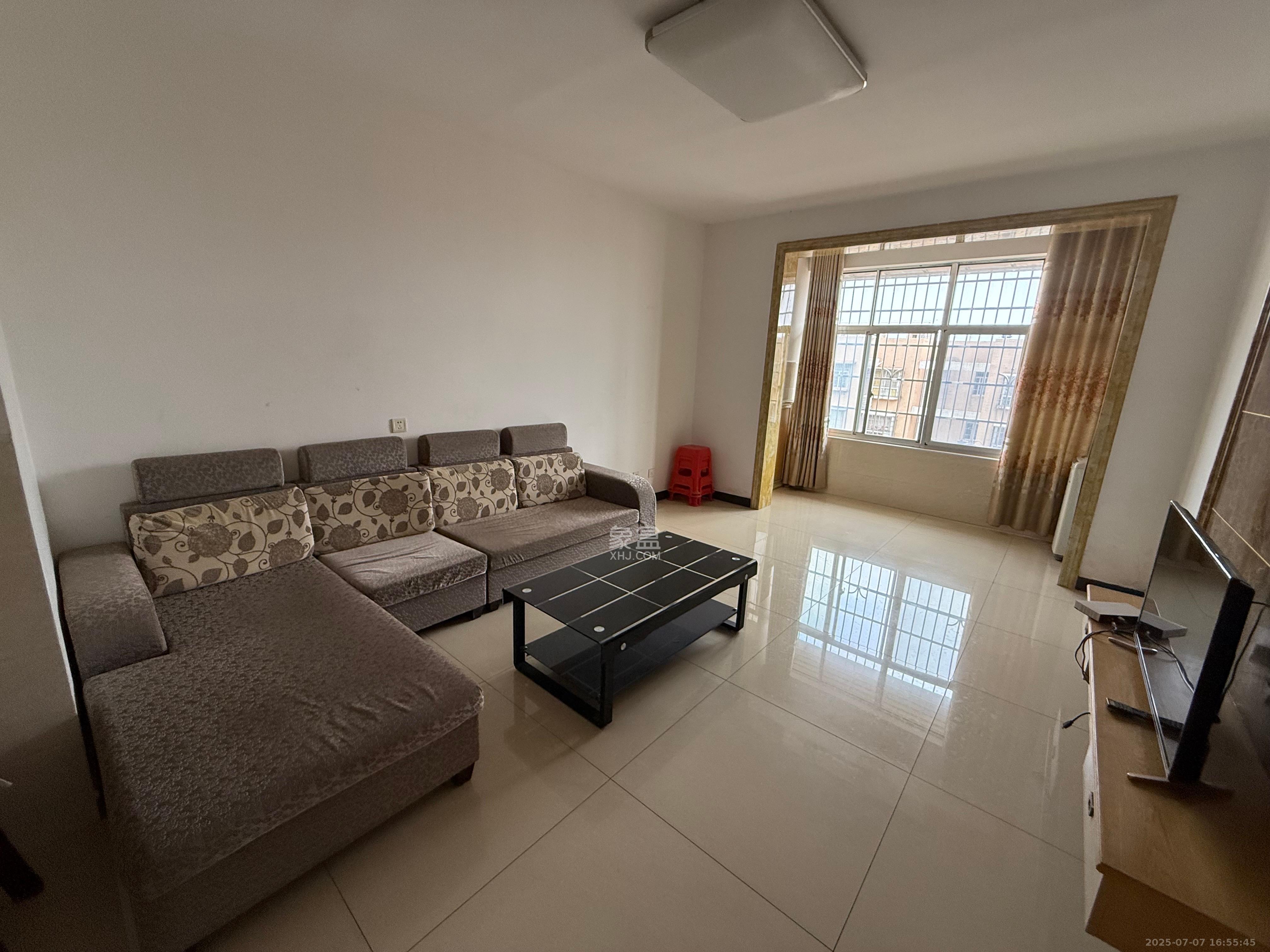 先锋新宇 2室2厅1卫 1800.0元/月 先锋新宇 2室2厅1卫 1800.0元/月室内图