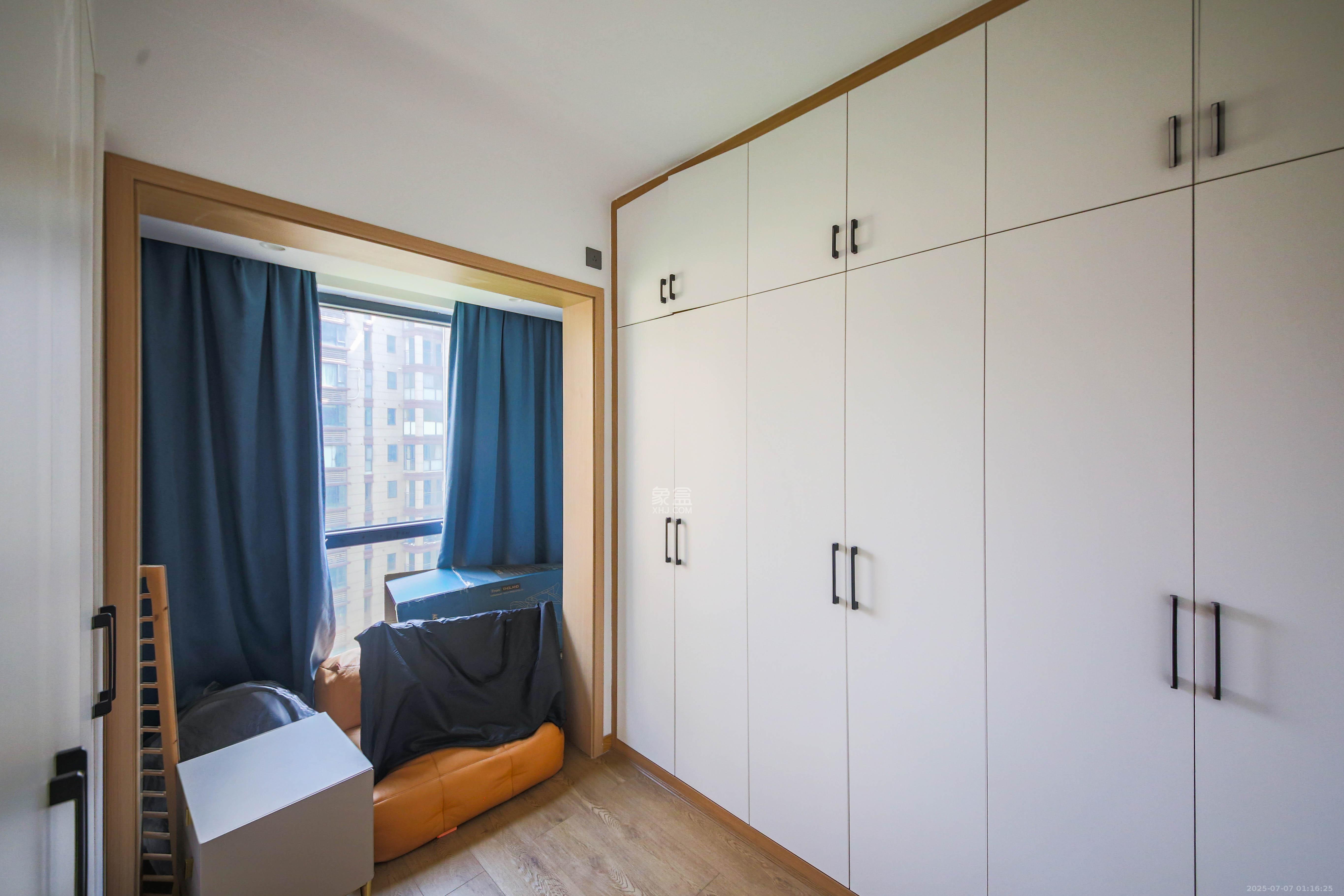 轻盐阳光CEO(轻盐雅苑)(轻奢时代)  4室2厅2卫    115.6万 轻盐阳光CEO(轻盐雅苑)(轻奢时代)  4室2厅2卫    115.6万卧室