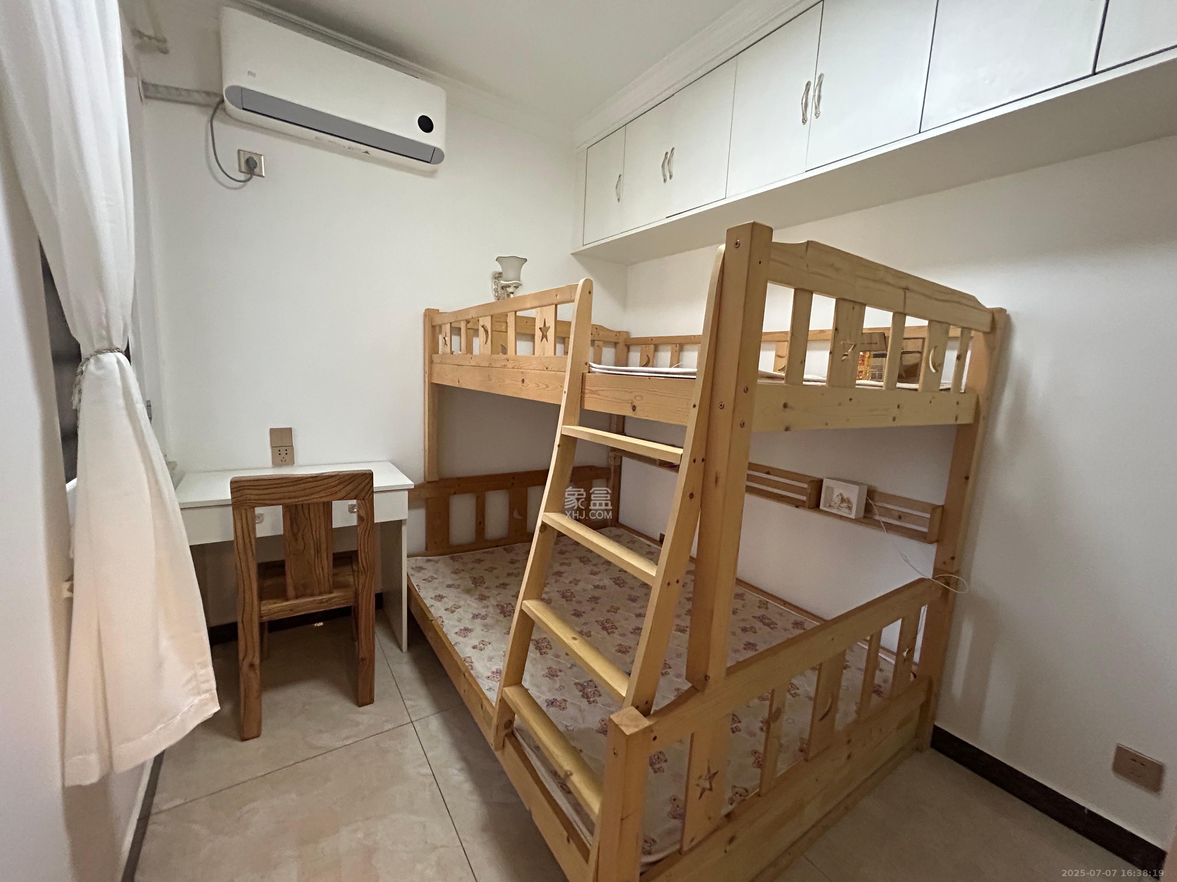 梅溪鑫苑名家  3室2厅1卫   2400.00元/月室内图