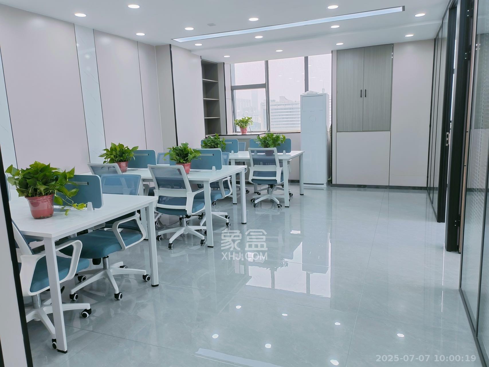 湘域中央 1室1厅1卫 7500.0元/月 湘域中央 1室1厅1卫 7500.0元/月室内图