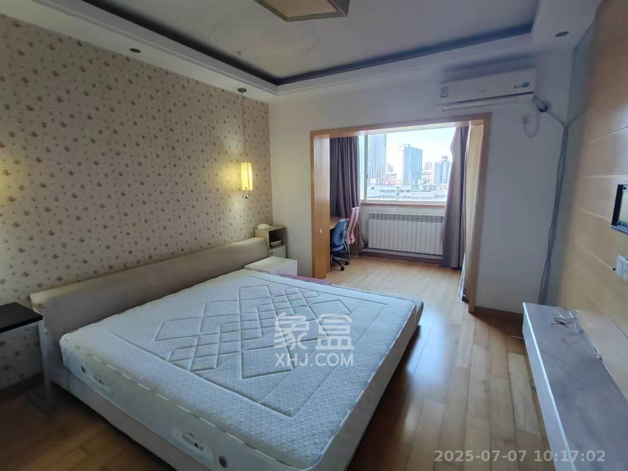 万顺家园  4室2厅2卫   5000.00元/月室内图