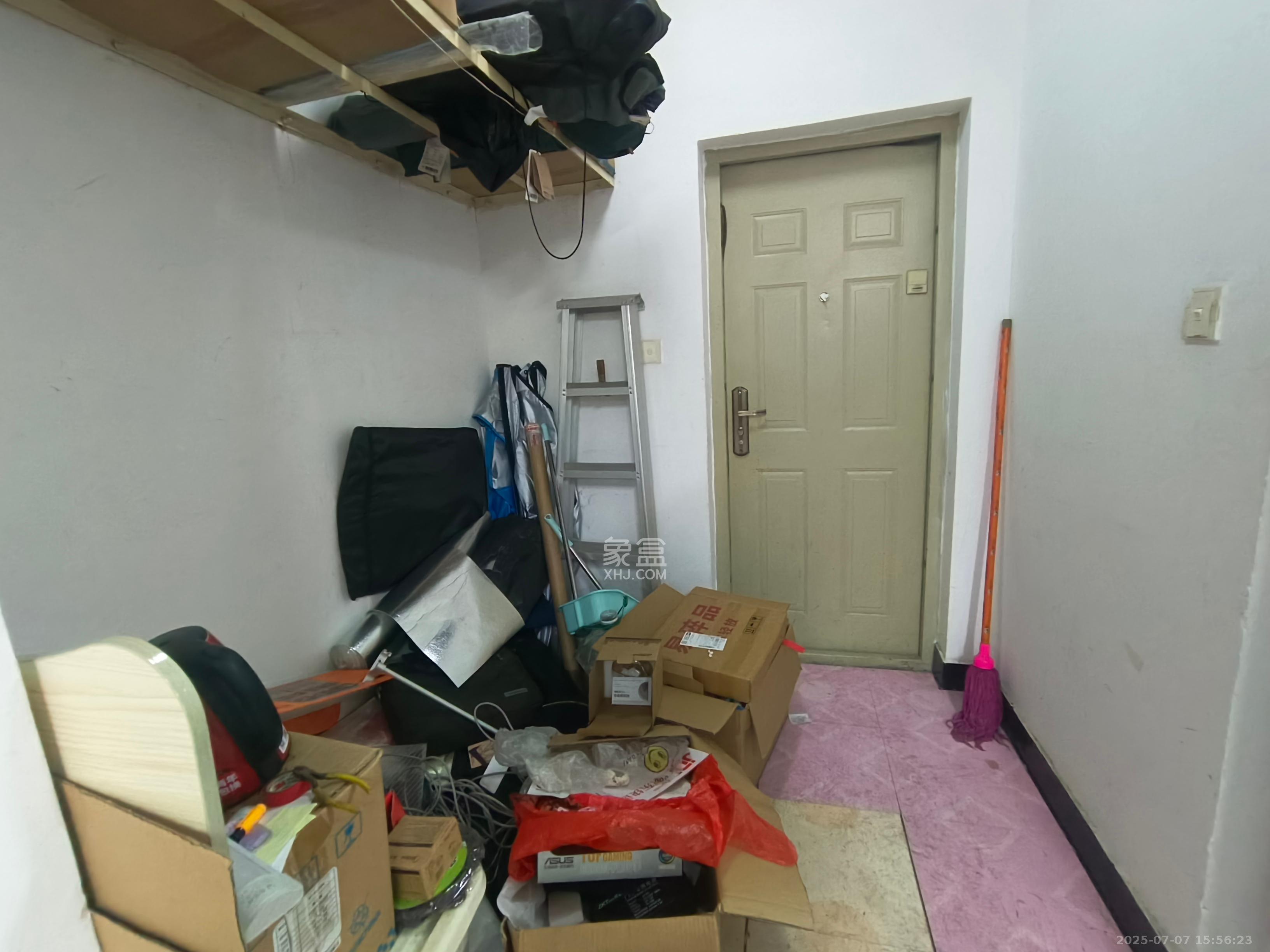 朝阳银座  1室1厅1卫   1500.00元/月室内图