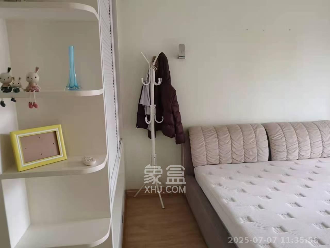 湘府东苑  3室2厅2卫   2900.00元/月室内图