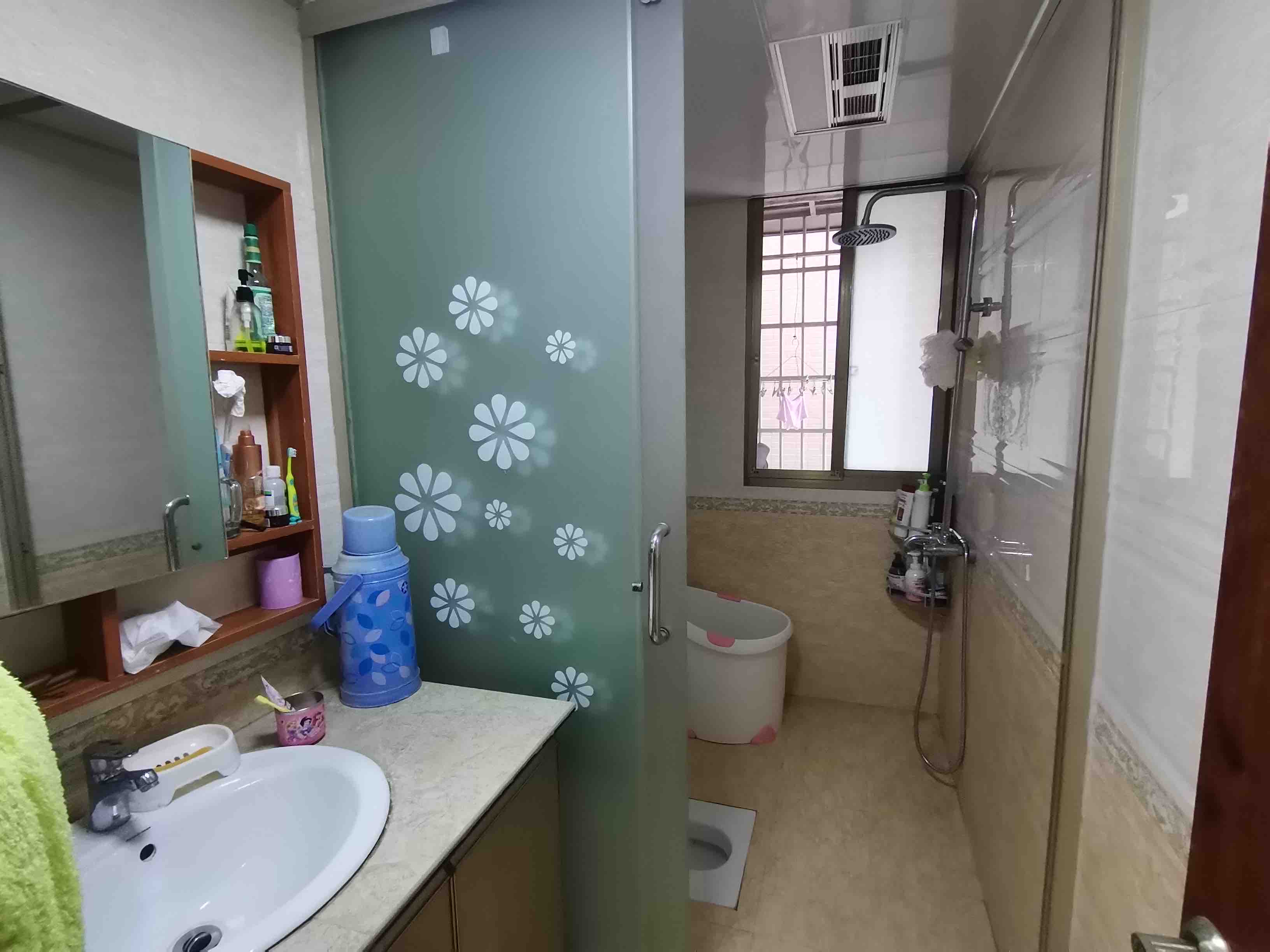 翰林苑 4室2厅2卫 1800.0元/月 翰林苑 4室2厅2卫 1800.0元/月室内图