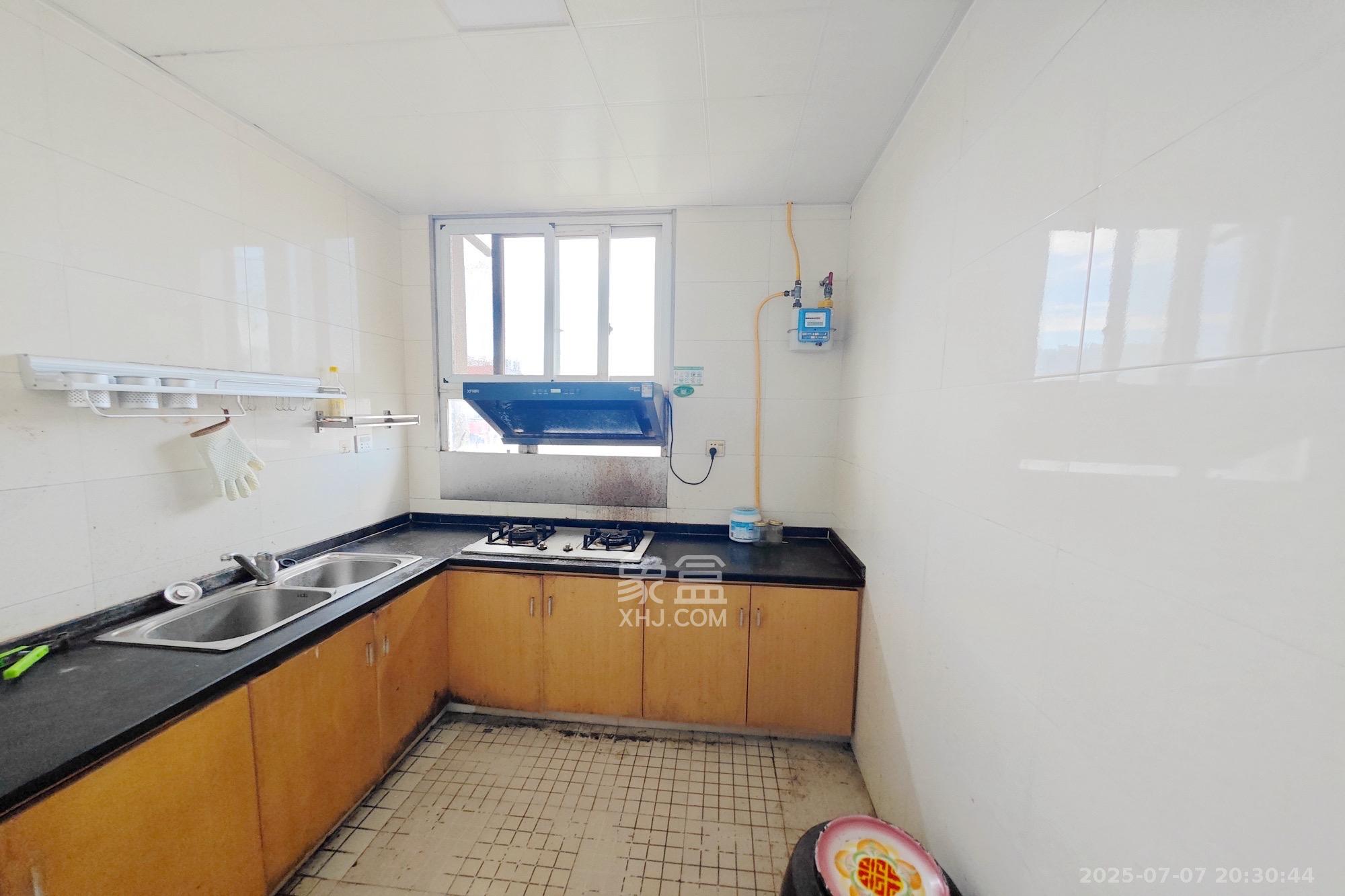 长沙市老干部休养所  3室1厅1卫    2400.0元/月室内图