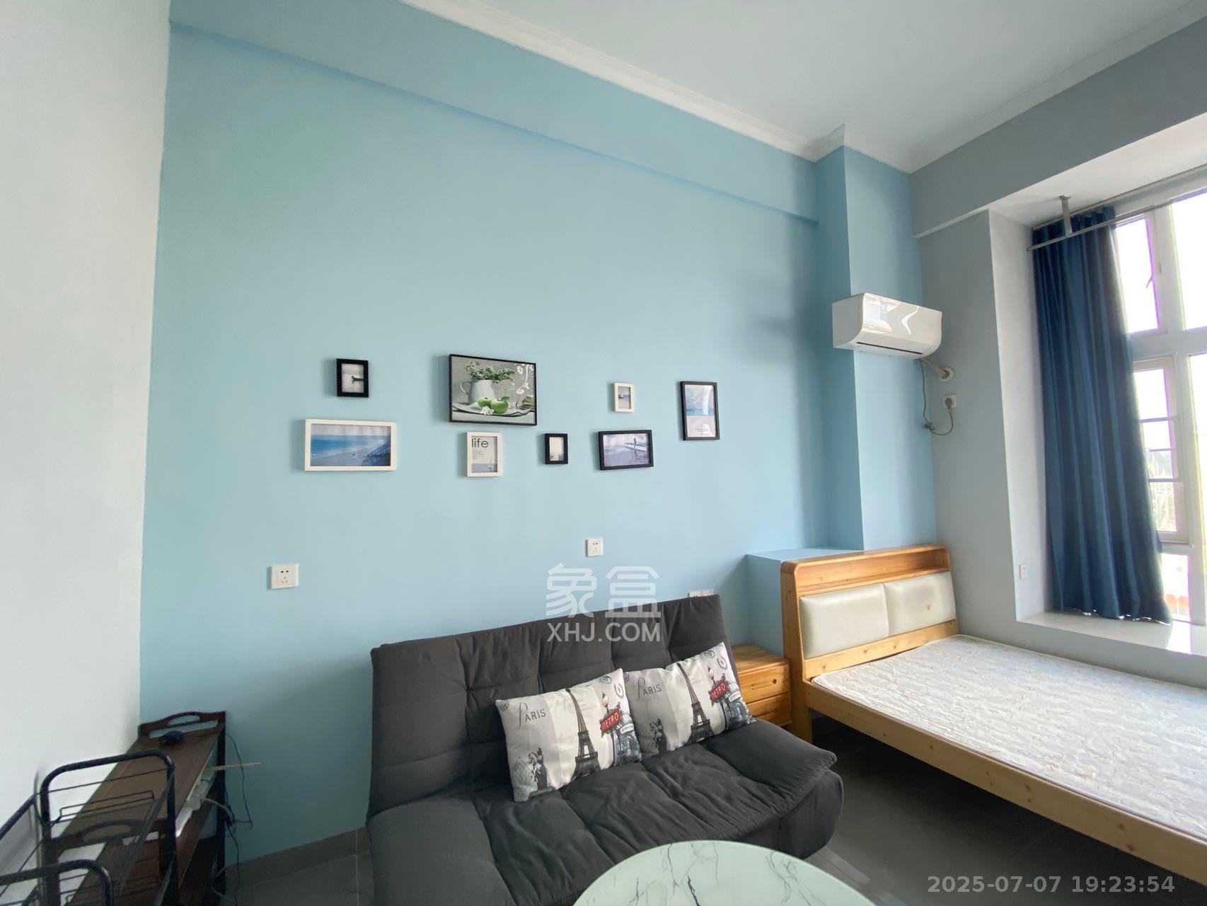 芙蓉万国城MOMA(卓越汇富苑)  1室1厅1卫    1500.0元/月 芙蓉万国城MOMA(卓越汇富苑)  1室1厅1卫    1500.0元/月室内图1