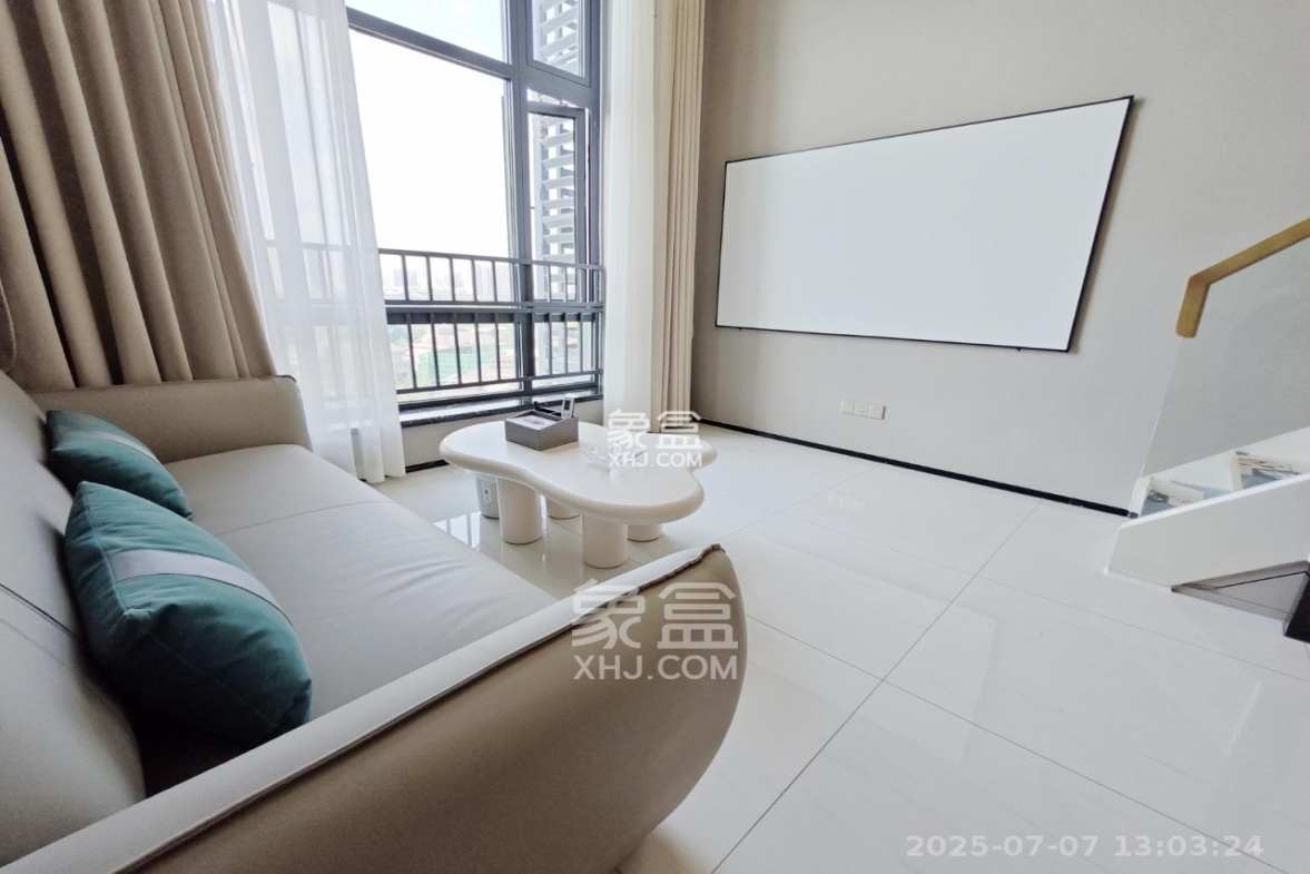 藏珑湖上公馆 1室1厅2卫 2800.0元/月 藏珑湖上公馆 1室1厅2卫 2800.0元/月室内图