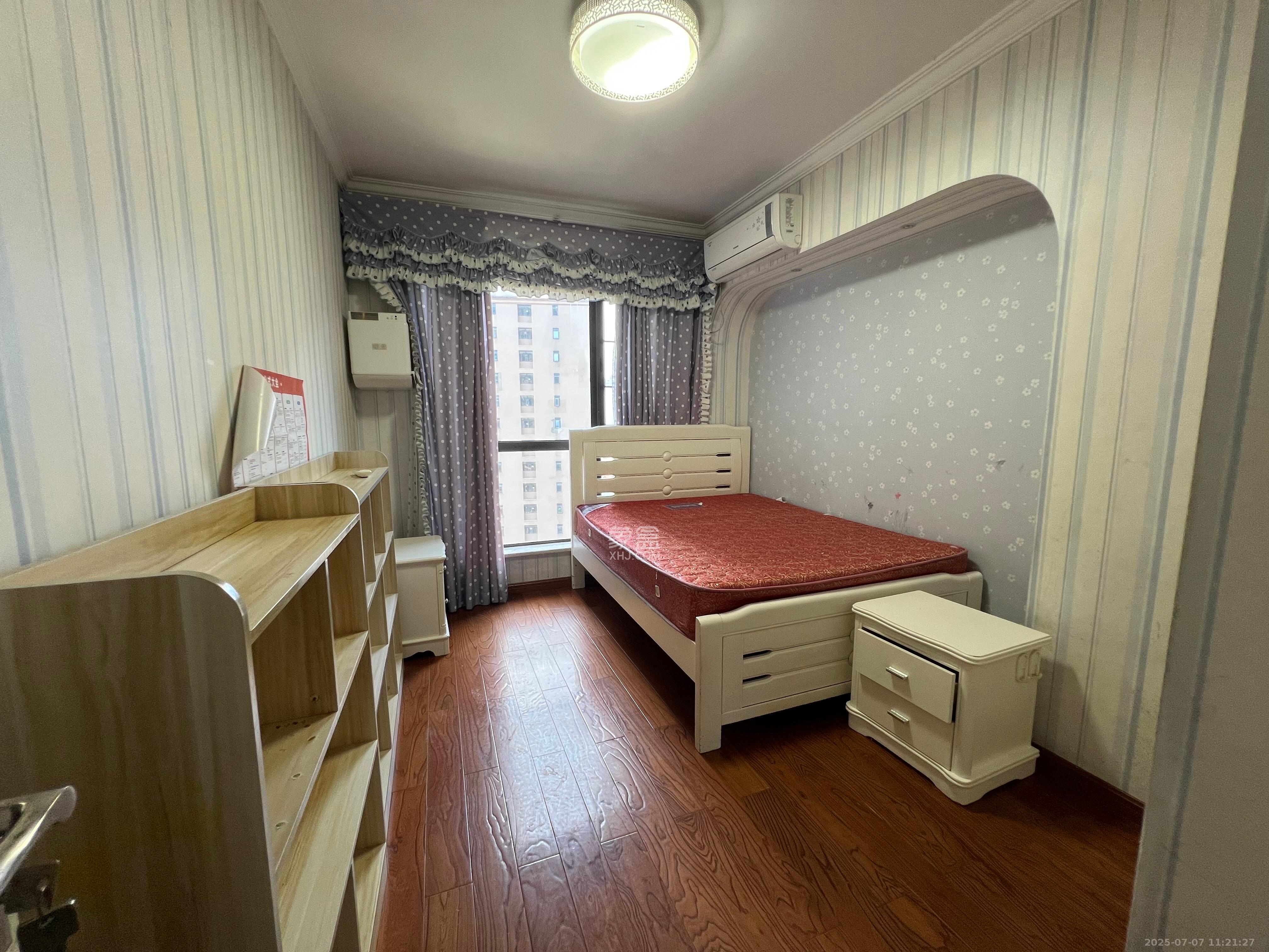 万象凯旋湾 3室2厅2卫 3200.0元/月 万象凯旋湾 3室2厅2卫 3200.0元/月室内图