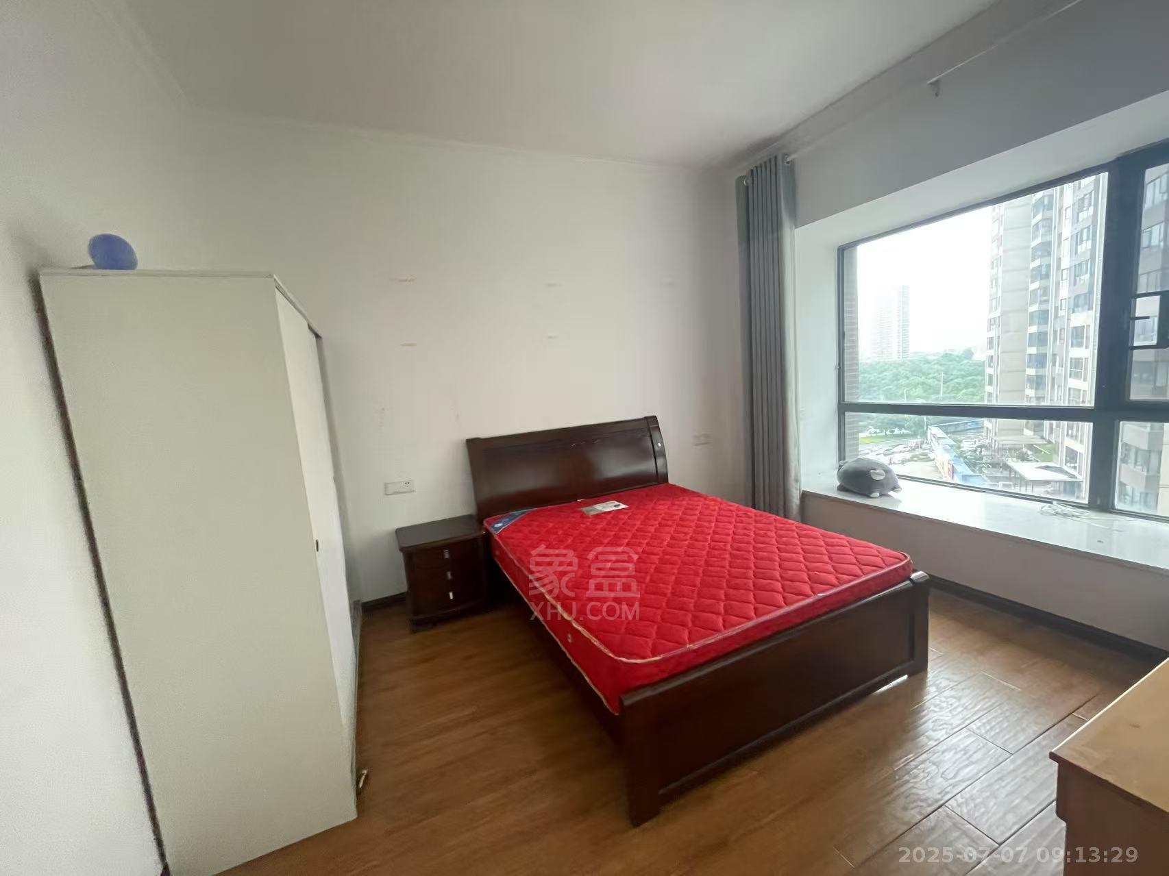 美的城一期 2室1厅1卫 1500.0元/月 美的城一期 2室1厅1卫 1500.0元/月室内图