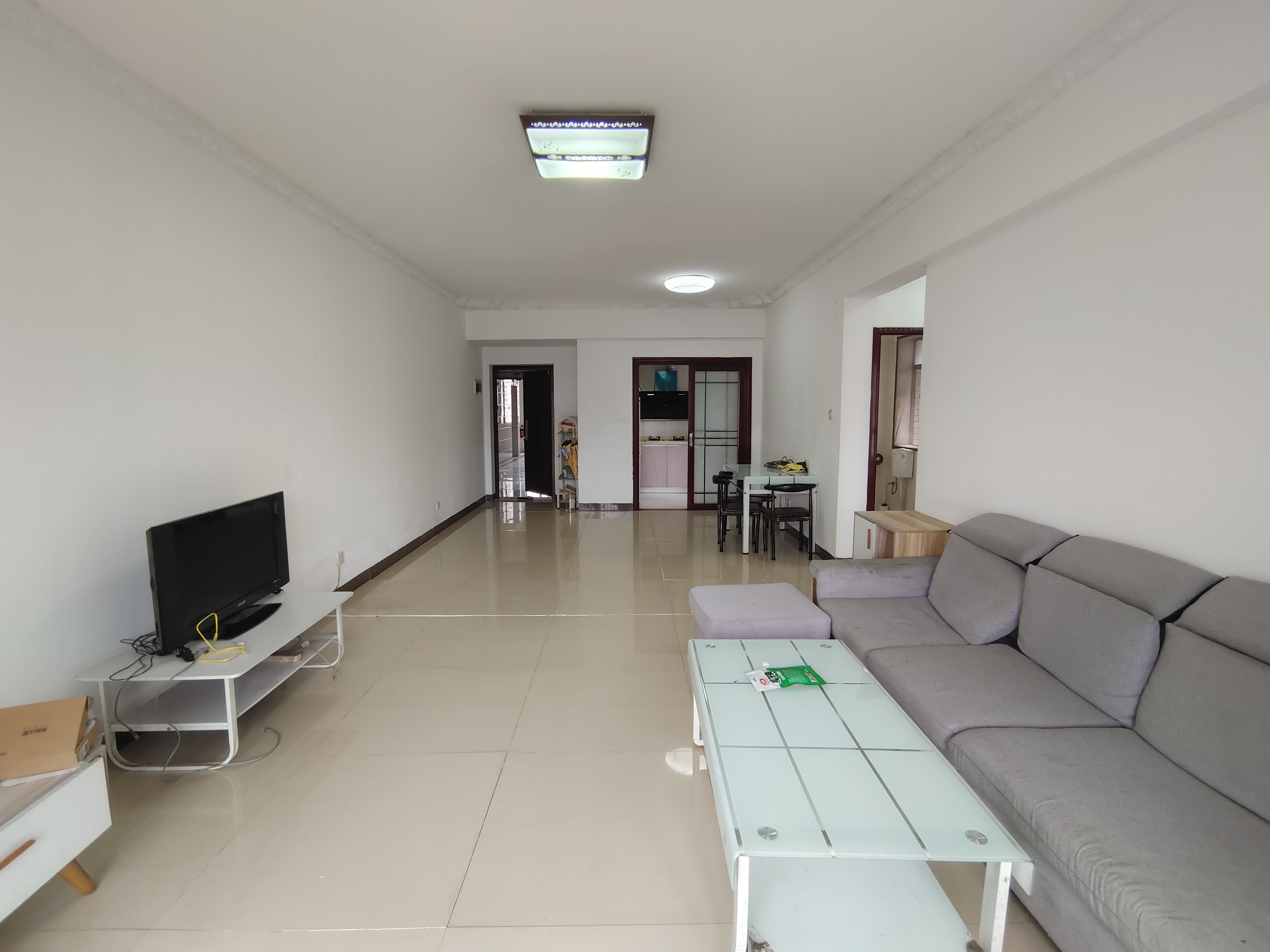 夏瑶花苑 2室2厅1卫 2500.0元/月 夏瑶花苑 2室2厅1卫 2500.0元/月室内图