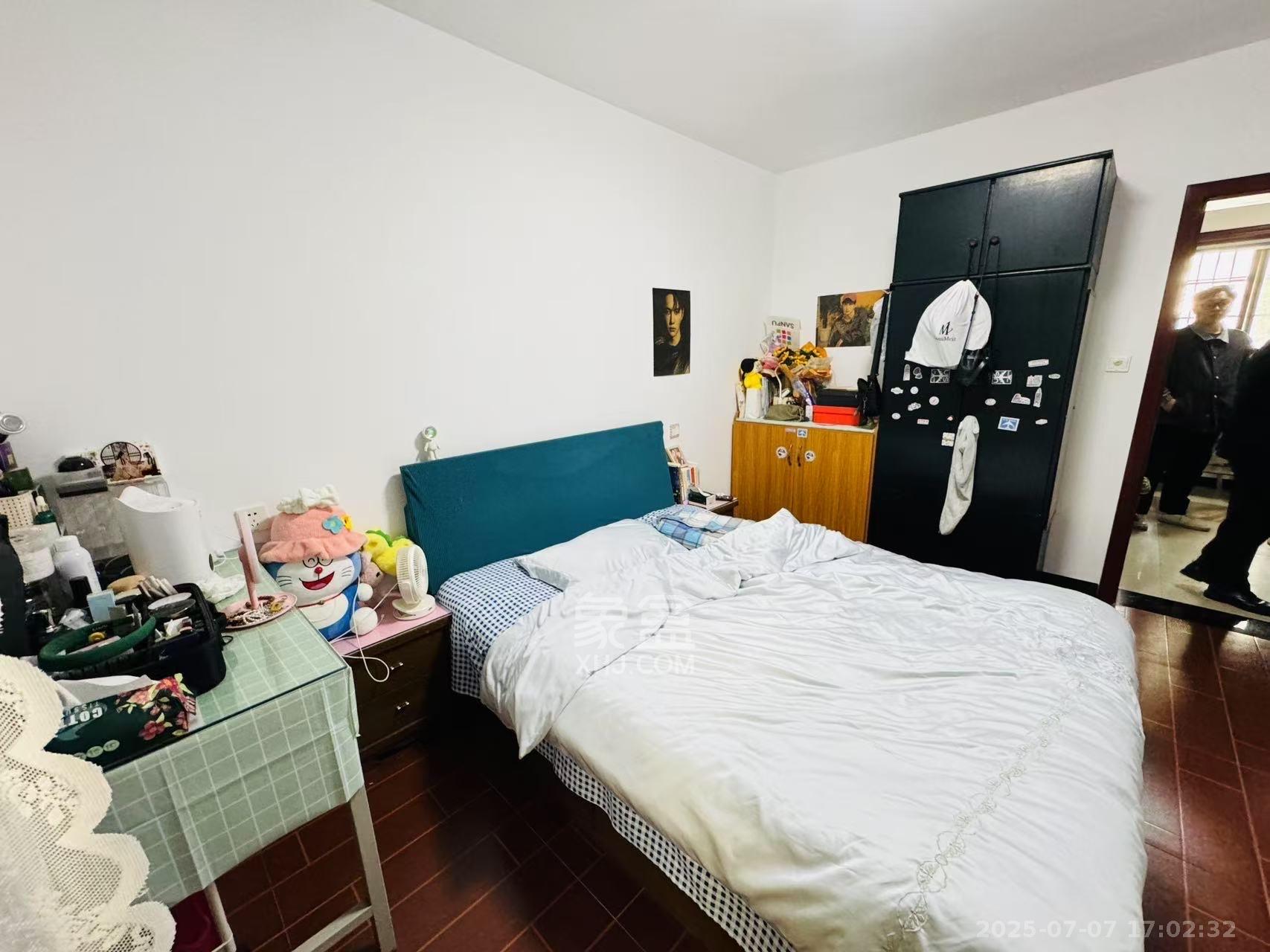 席草田散盘 2室1厅1卫 2000.0元/月 席草田散盘 2室1厅1卫 2000.0元/月室内图