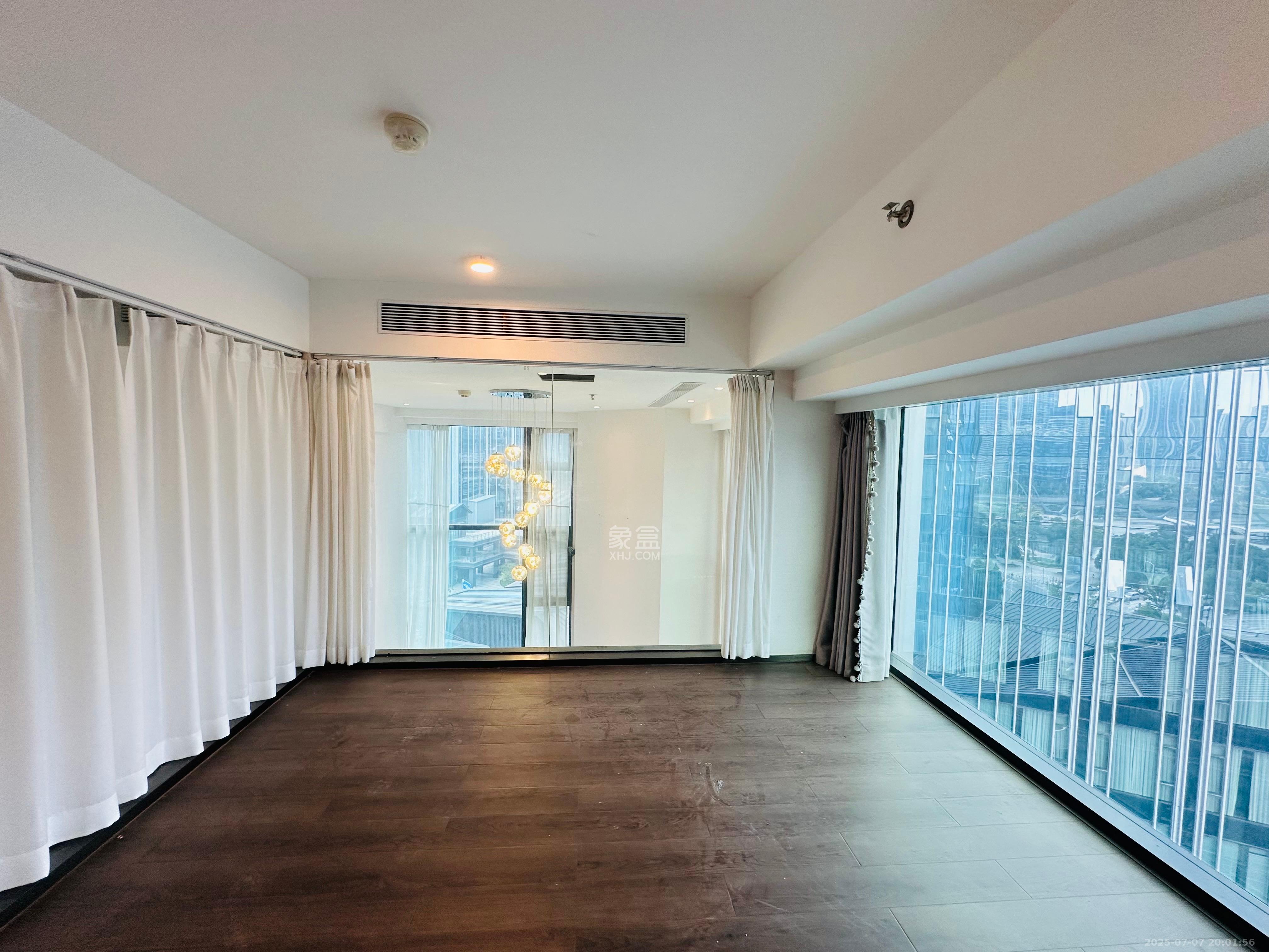 达美寰宇中心  2室1厅1卫   3200.00元/月室内图