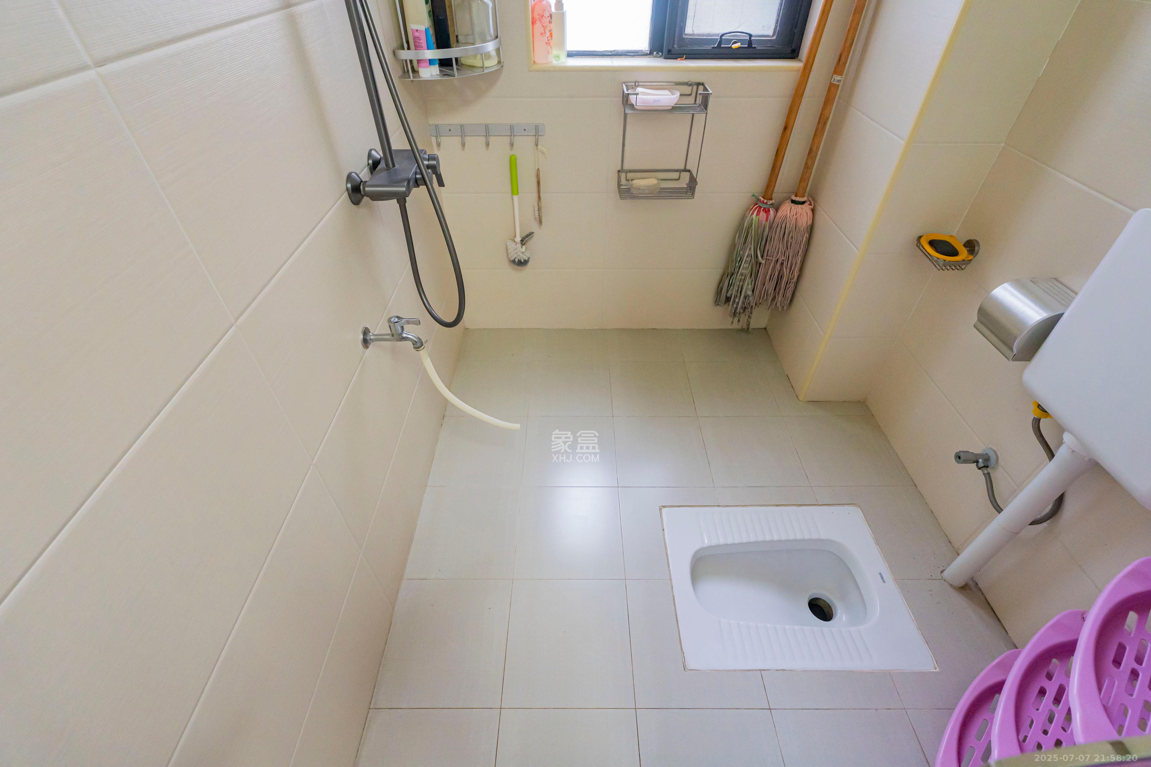 复地崑玉国际一期 3室2厅2卫 258.0万 复地崑玉国际一期 3室2厅2卫 258.0万卫生间