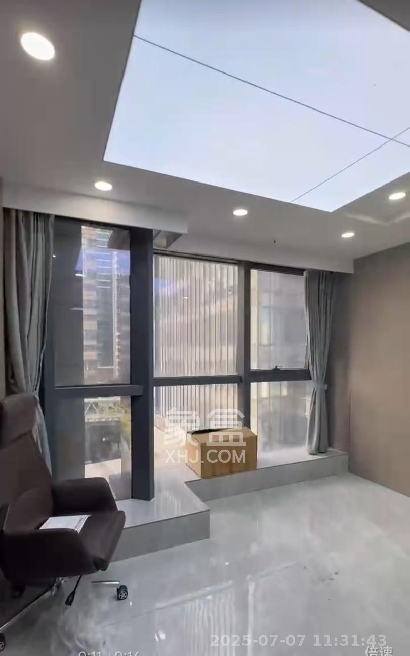 绿地中心 3室1厅0卫 8000.0元/月 绿地中心 3室1厅0卫 8000.0元/月室内图