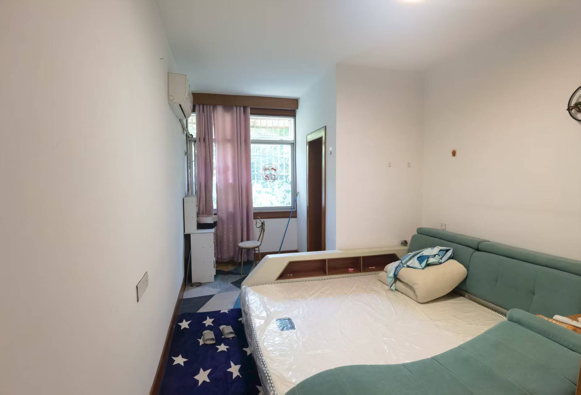 梓山苑小区  3室2厅2卫    1400.0元/月室内图