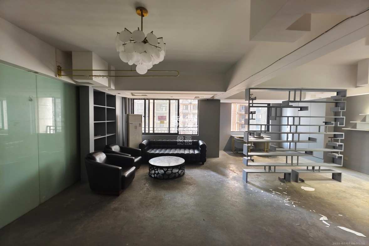 阳光锦城 1室1厅1卫 1600.0元/月 阳光锦城 1室1厅1卫 1600.0元/月室内图