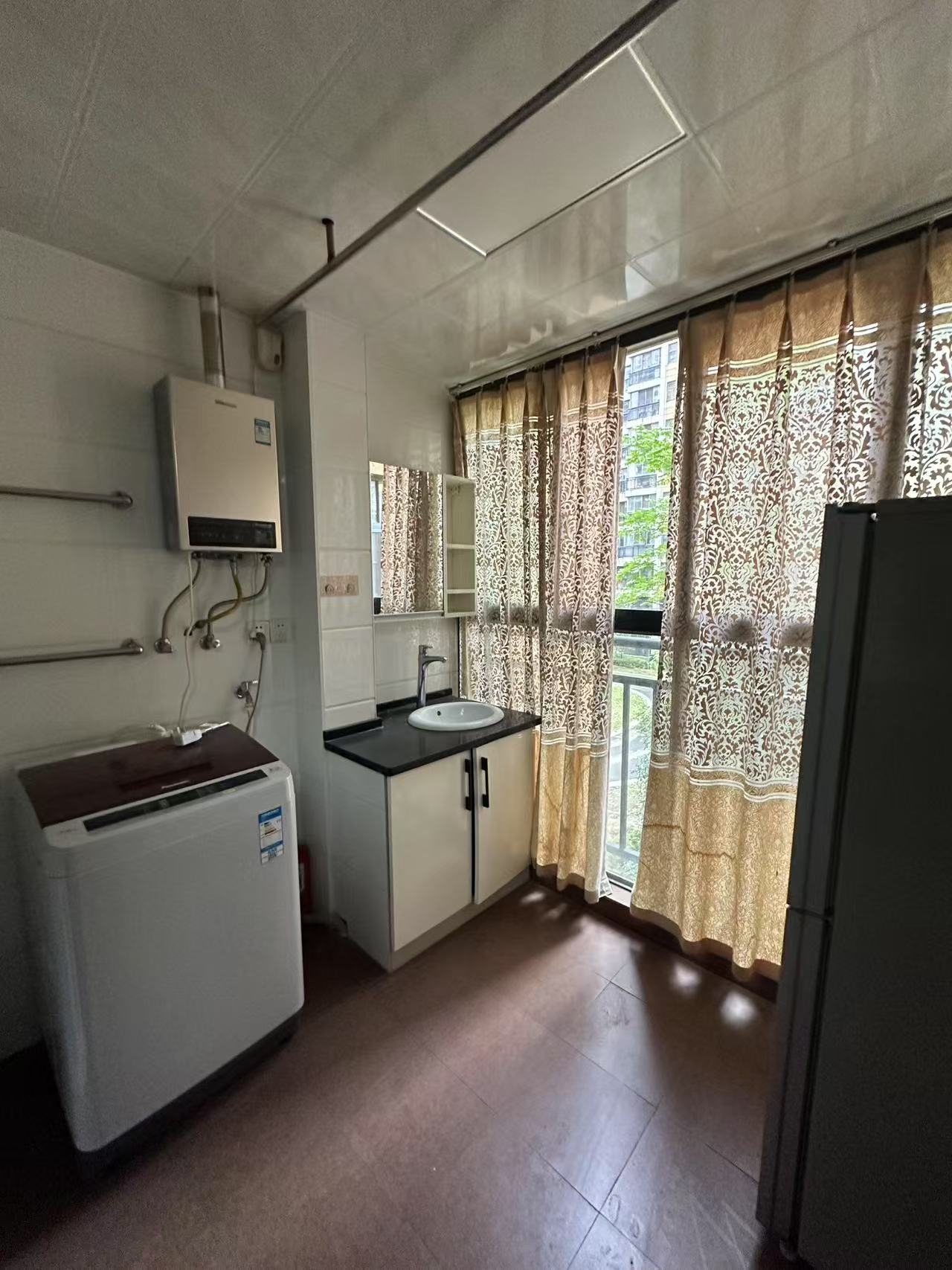 梓山湖公馆 1室1厅1卫 28.0万 梓山湖公馆 1室1厅1卫 28.0万室内图