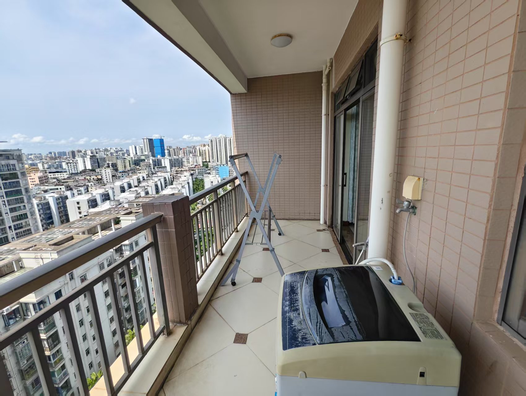 国贸城市花园 1室0厅0卫 2700.0元/月 国贸城市花园 1室0厅0卫 2700.0元/月室内图