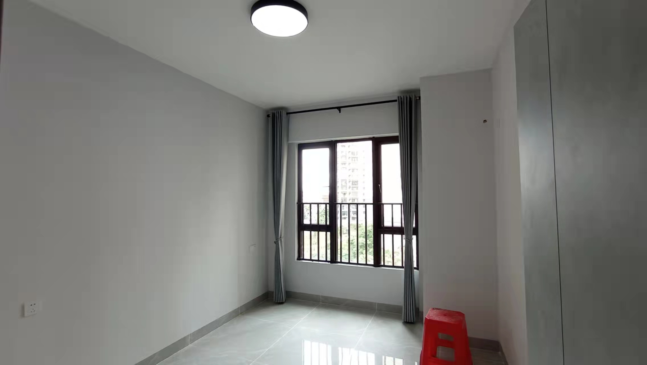 恩祥新城 5室2厅2卫 5000.0元/月 恩祥新城 5室2厅2卫 5000.0元/月室内图