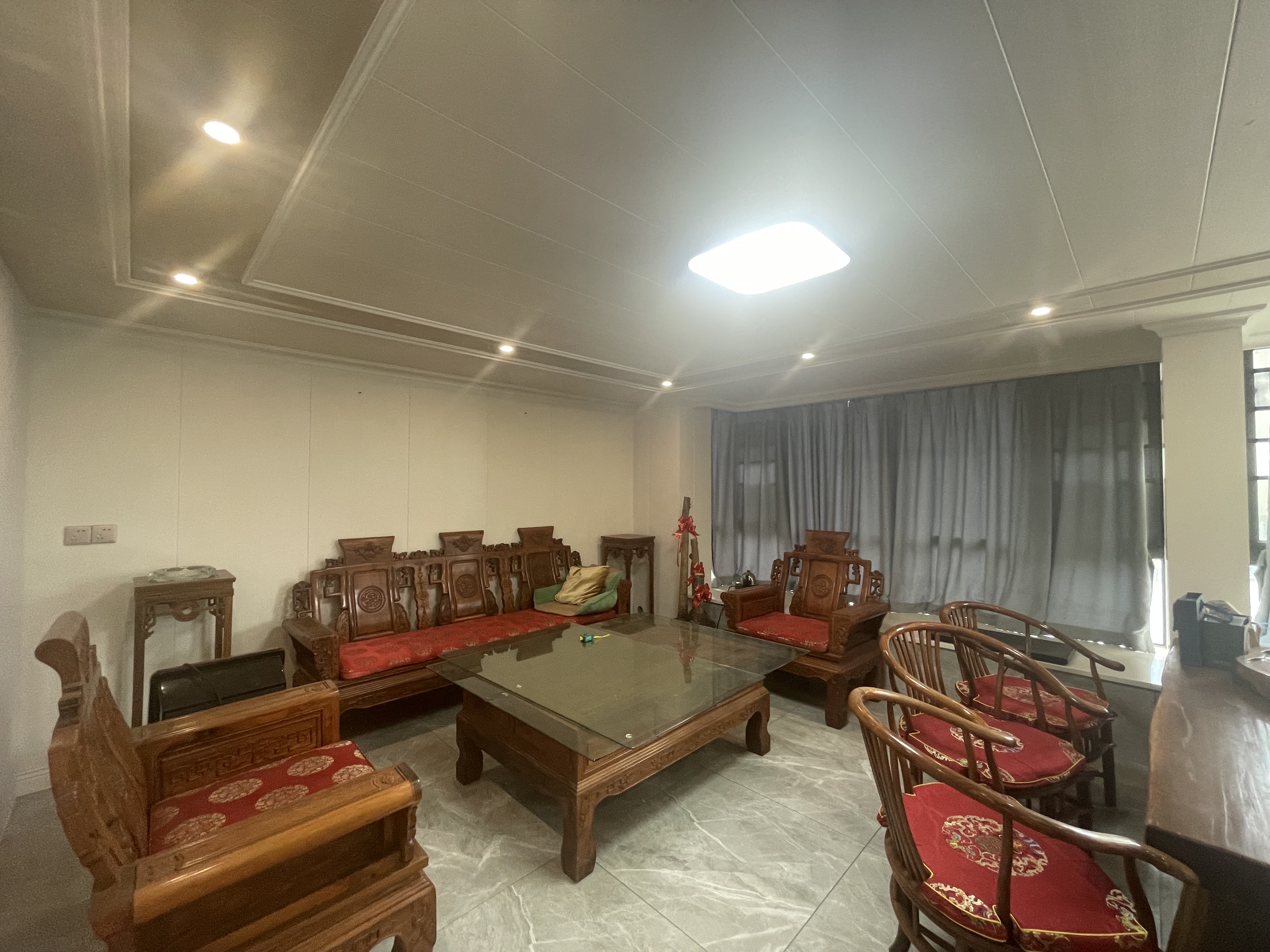 万达广场骏豪仕家(万达公馆)  2室1厅1卫    6000.0元/月 万达广场骏豪仕家(万达公馆)  2室1厅1卫    6000.0元/月室内图