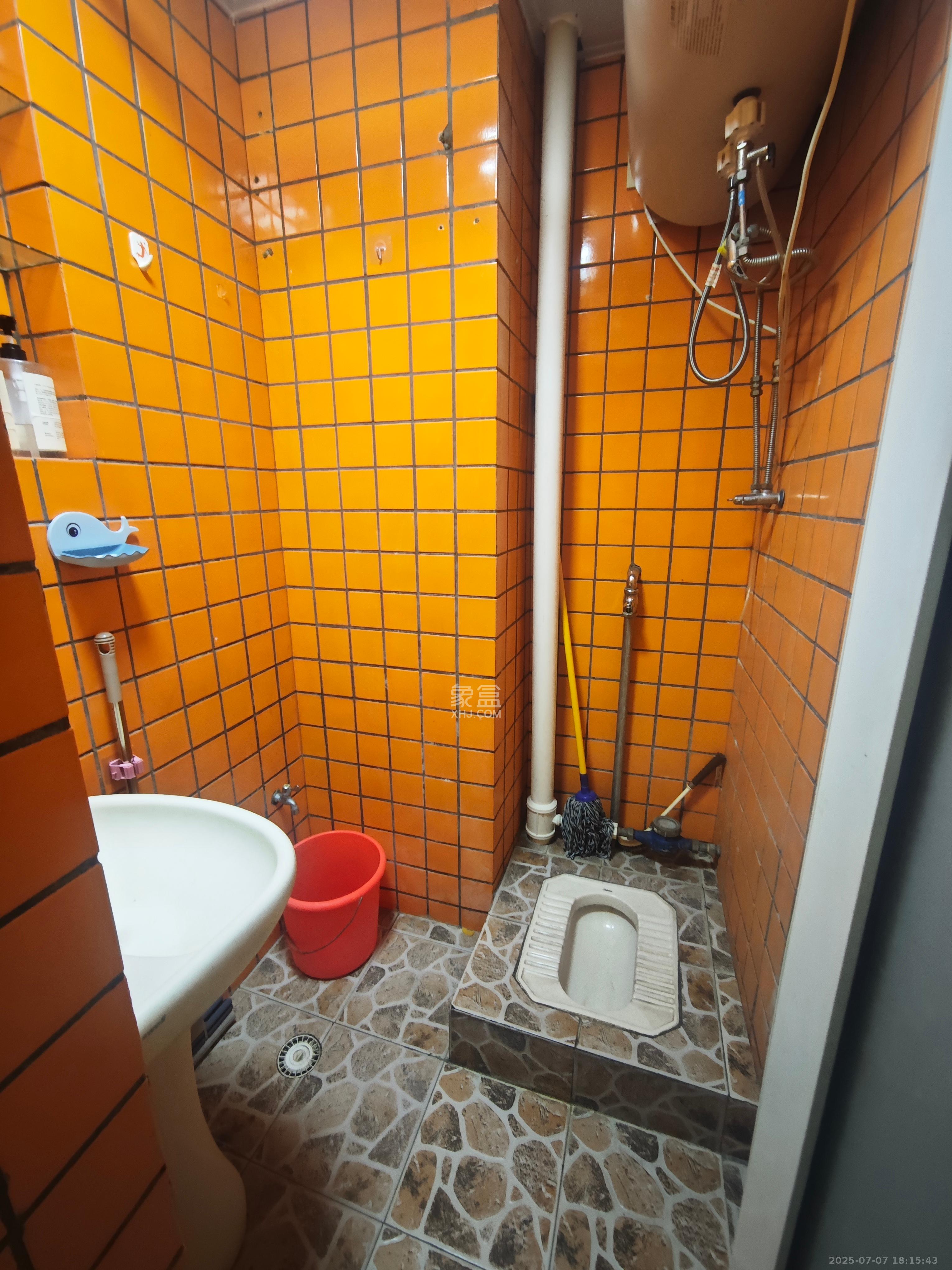 日出东方 1室1厅1卫 1500.0元/月 日出东方 1室1厅1卫 1500.0元/月室内图