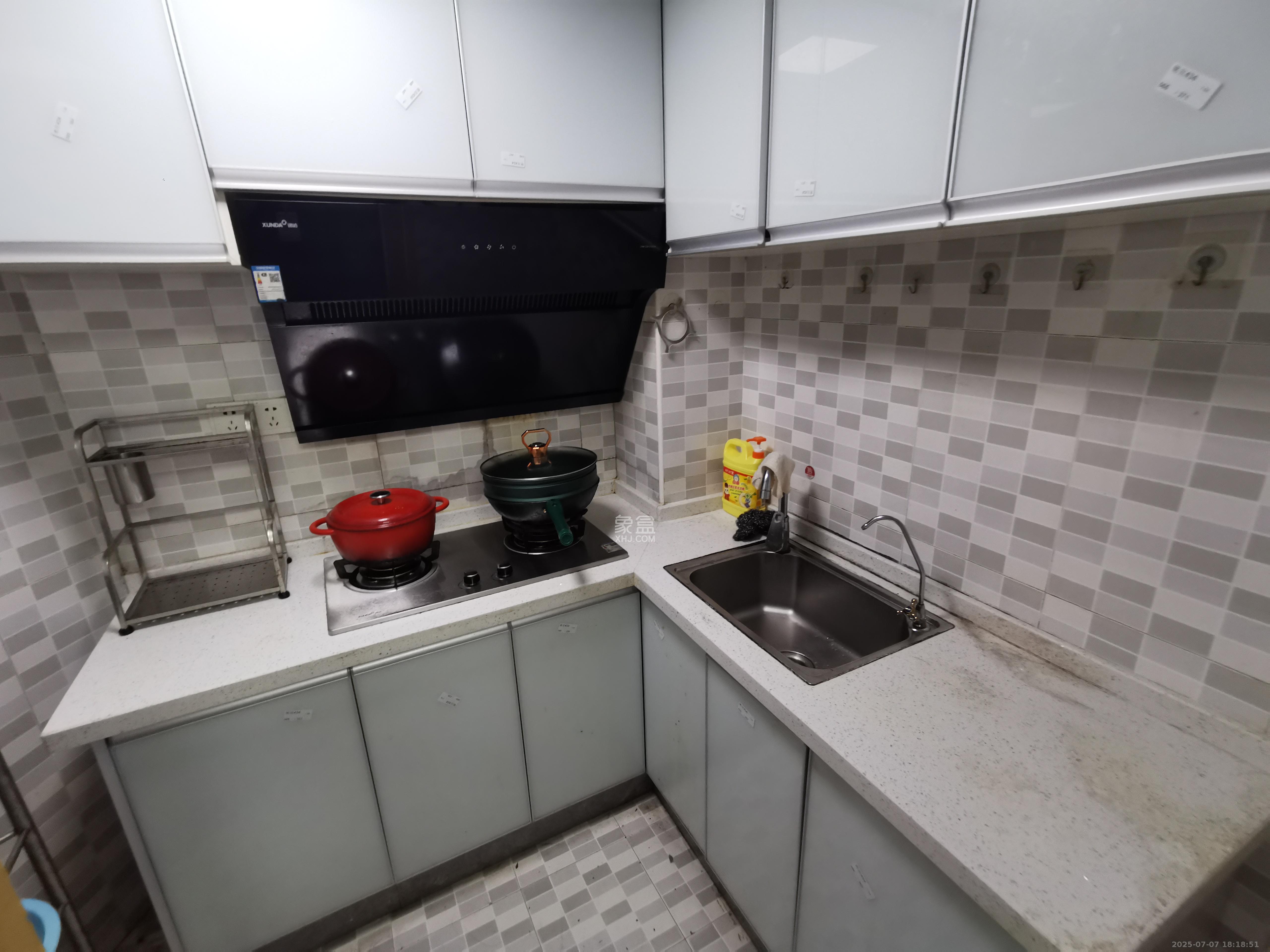 西罗亚大厦 2室1厅1卫 3600.0元/月 西罗亚大厦 2室1厅1卫 3600.0元/月室内图