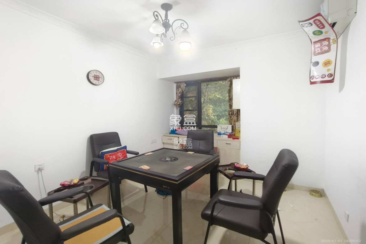 保利麓谷林语E区 1室2厅2卫 3600.0元/月 保利麓谷林语E区 1室2厅2卫 3600.0元/月室内图