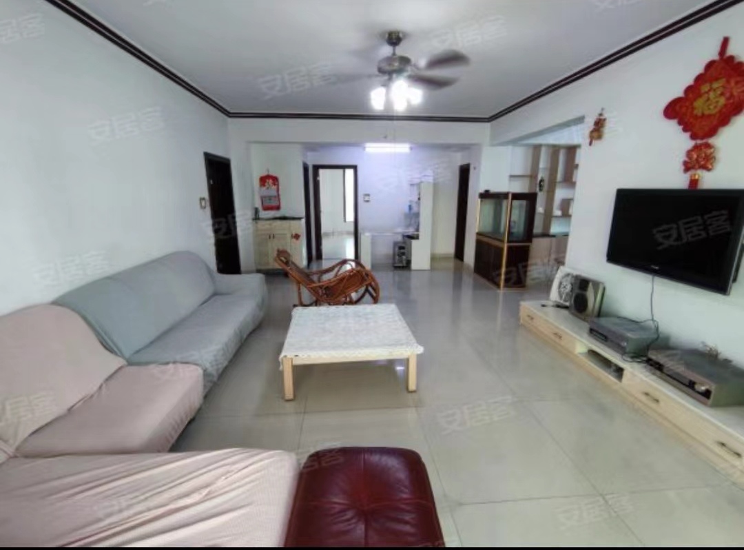 东兴花园 3室2厅2卫 2000.0元/月 东兴花园 3室2厅2卫 2000.0元/月室内图