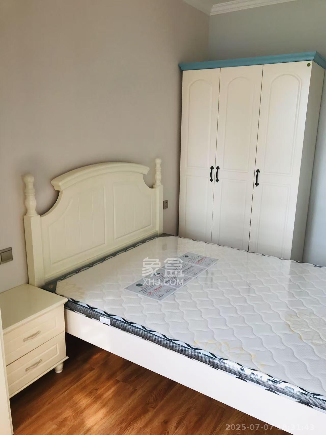 卓越浅水湾  3室2厅2卫    3200.0元/月 卓越浅水湾  3室2厅2卫    3200.0元/月室内图