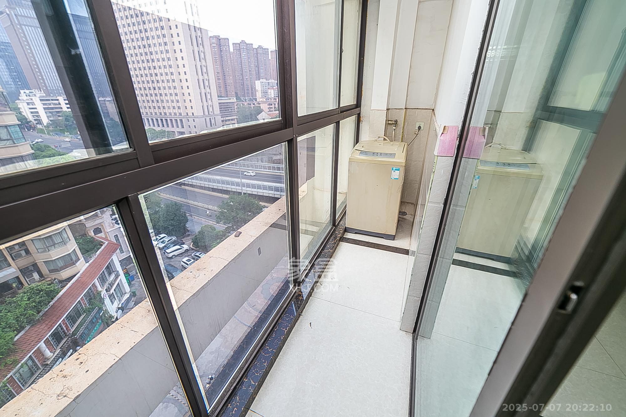 钱隆樽品(一、二、三期)  1室1厅1卫    39.8万其他