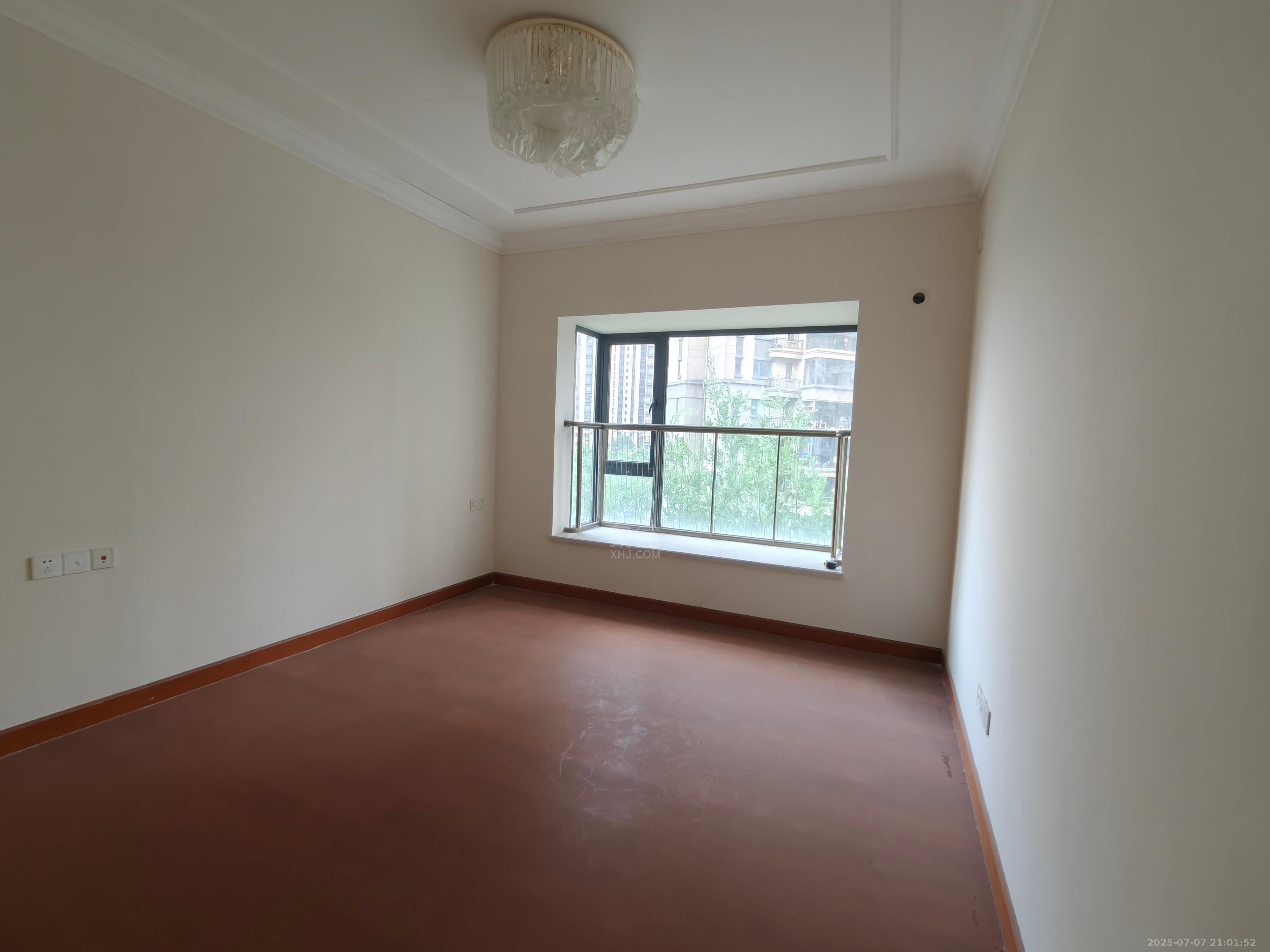 恒大华府 3室2厅2卫 1800.0元/月 恒大华府 3室2厅2卫 1800.0元/月室内图