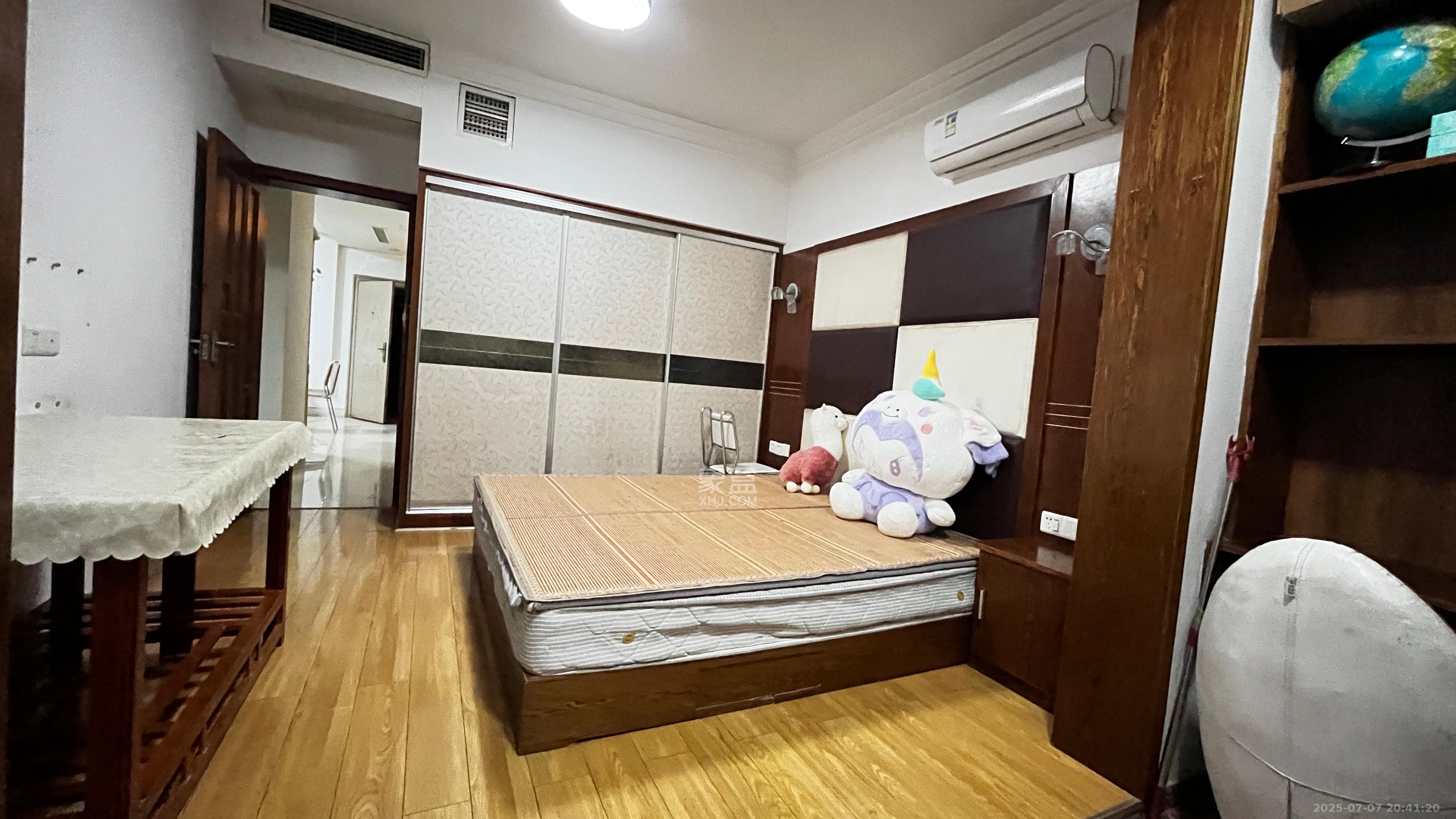 长城非常生活  2室2厅1卫   2300.00元/月室内图