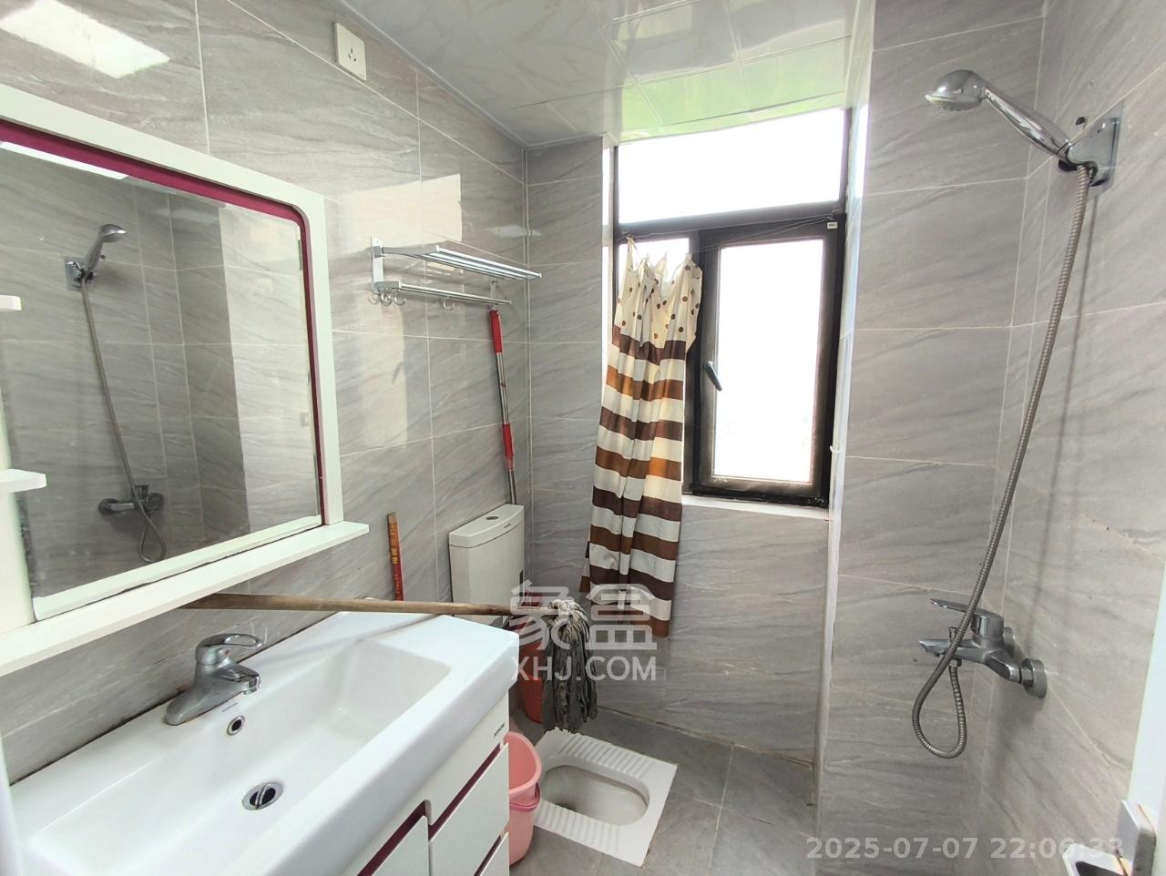 星雅美辰 2室2厅1卫 2200.0元/月 星雅美辰 2室2厅1卫 2200.0元/月室内图