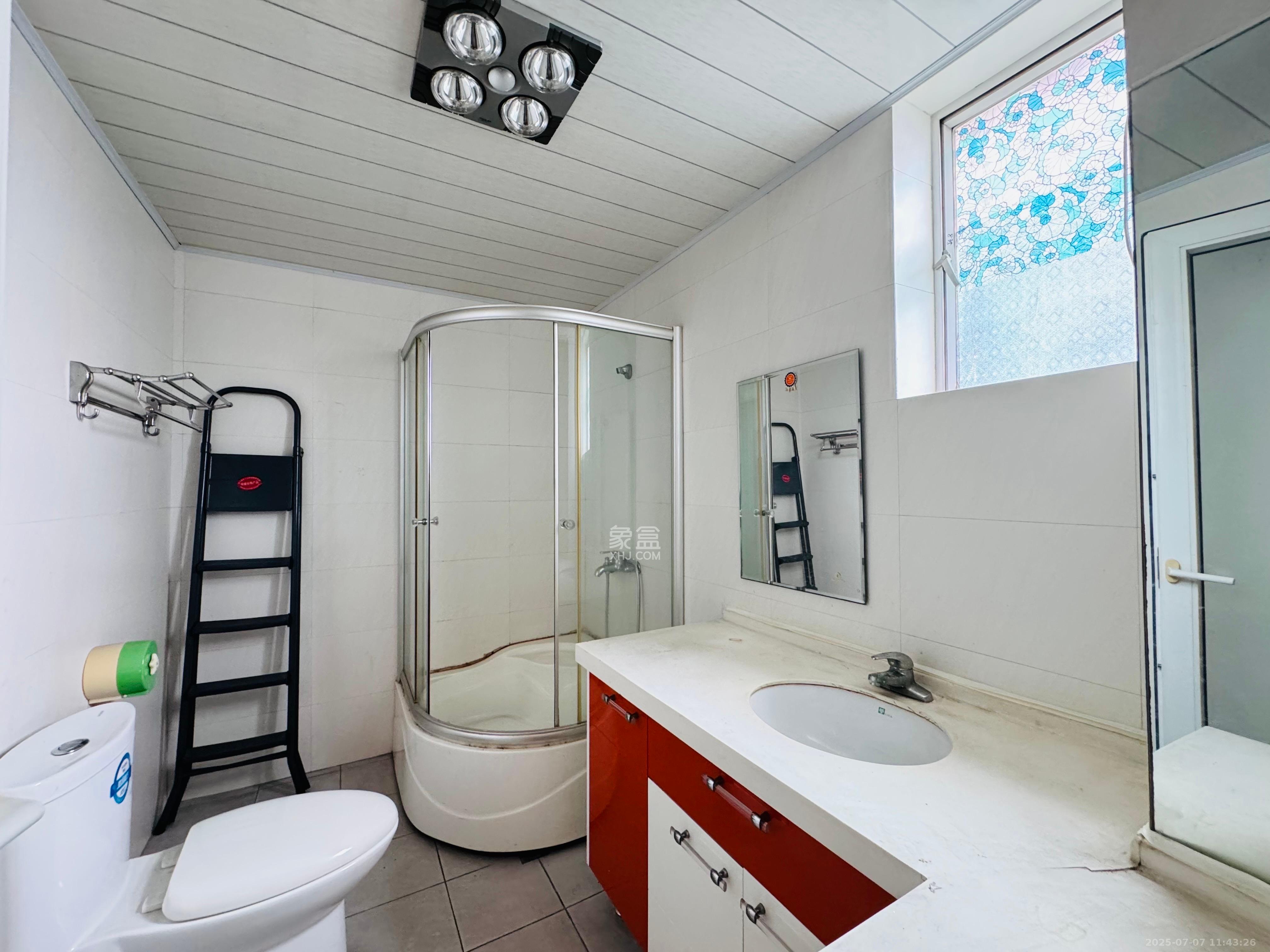 奥克大厦 3室2厅2卫 4000.0元/月 奥克大厦 3室2厅2卫 4000.0元/月室内图